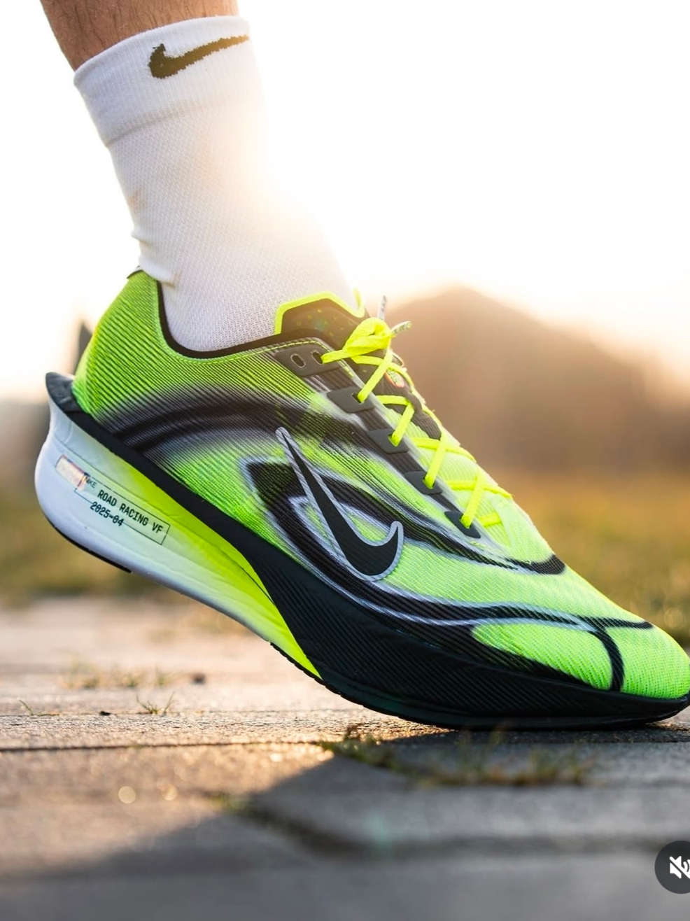 Nike ZoomX Vaporfly Next% 4 Ekiden Pack Multicolor Black 착용 스타일