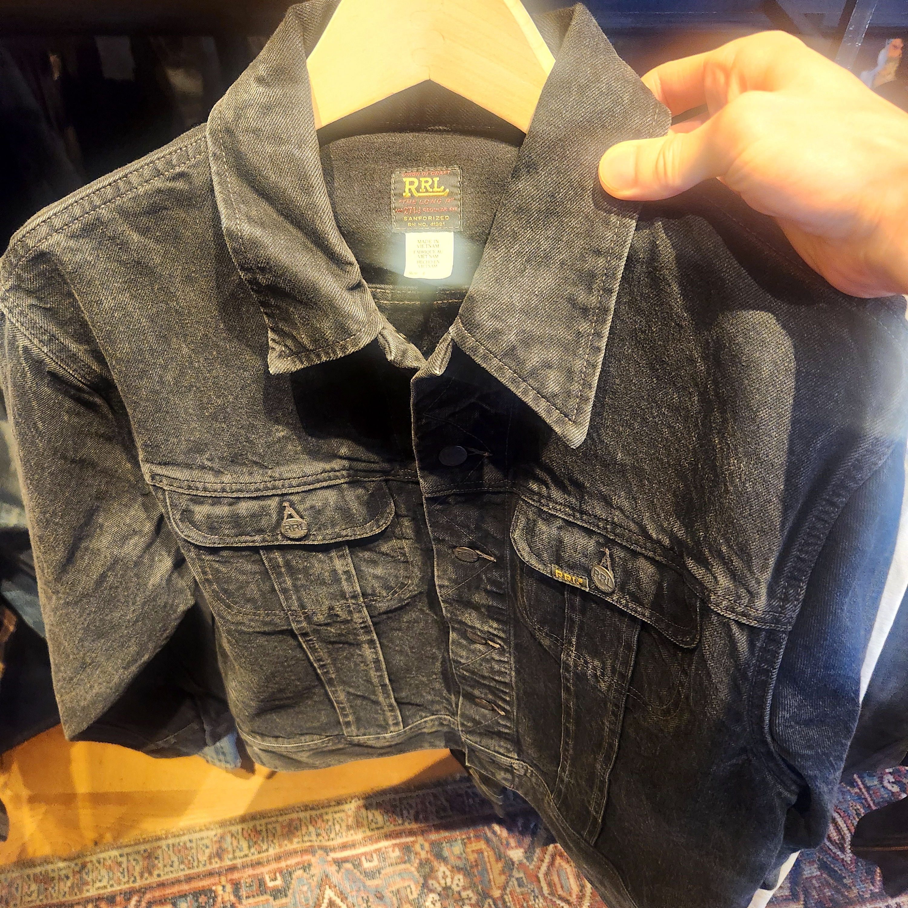Double RL Denim Trucker Jacket Black 착용 스타일