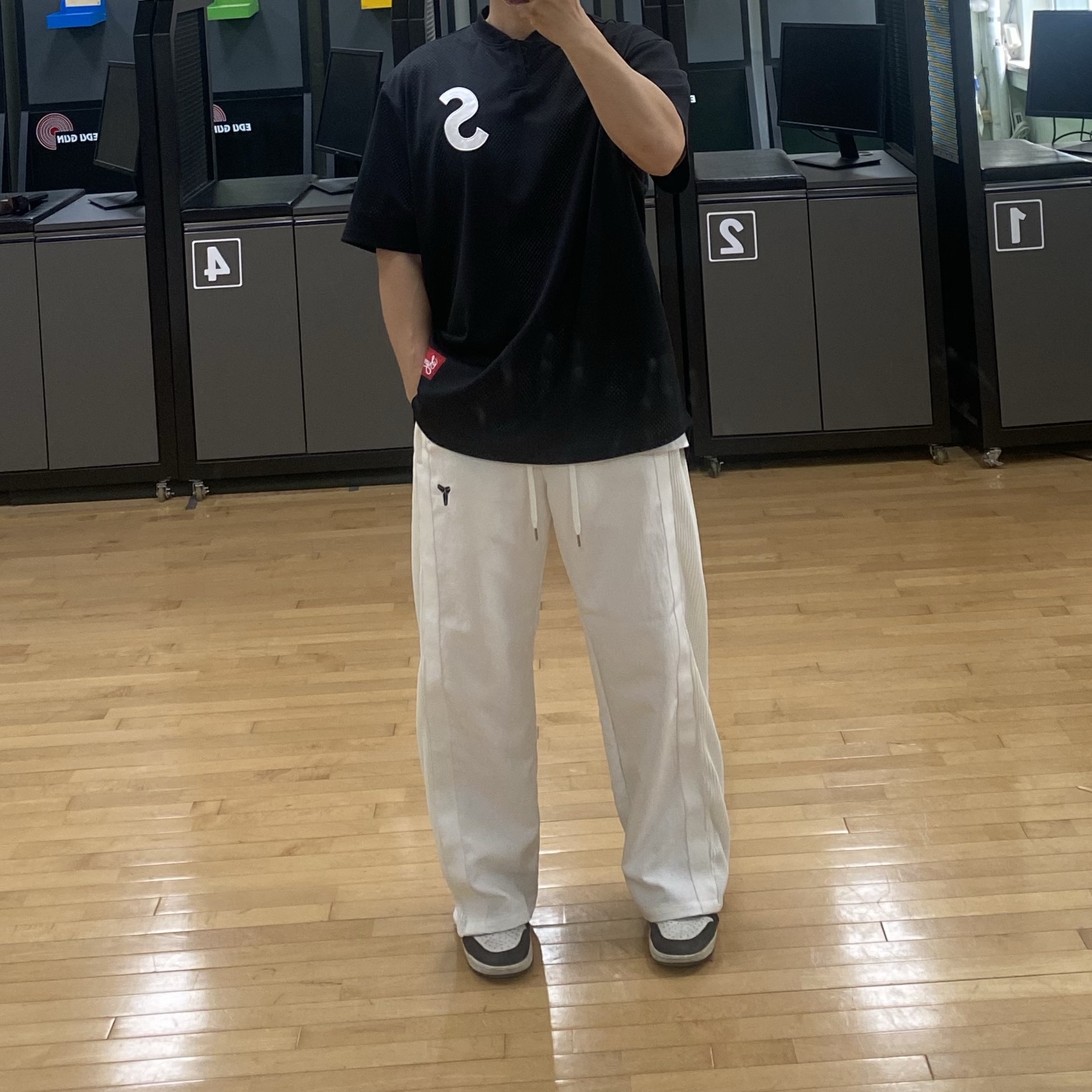 Supreme S Logo Baseball Henley Black - 24FW 착용 스타일