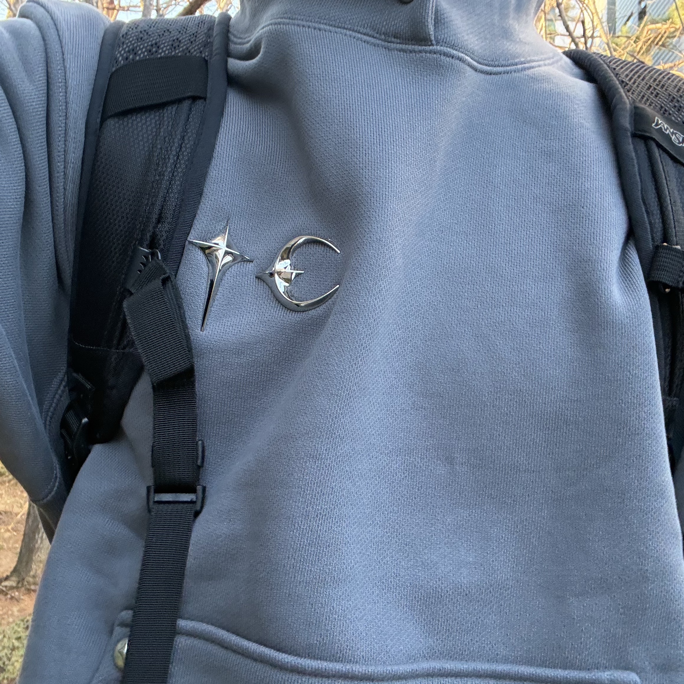 Thug Club Armor Hoodie Gray, Jansport Agave Backpack Black 착용 스타일 - 2