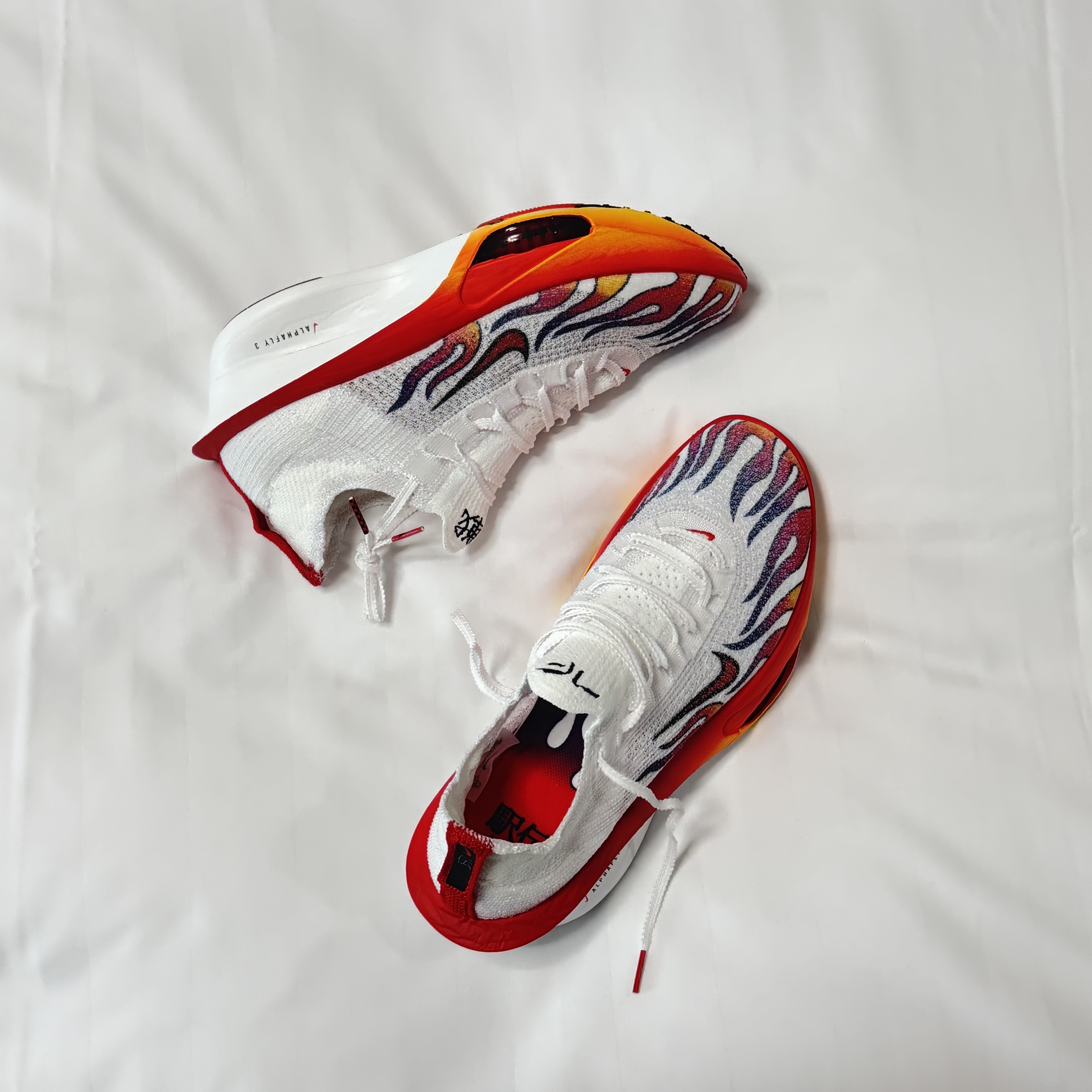 Nike Air Zoom Alphafly Next% 3 PRM White Habanero Red 착용 스타일