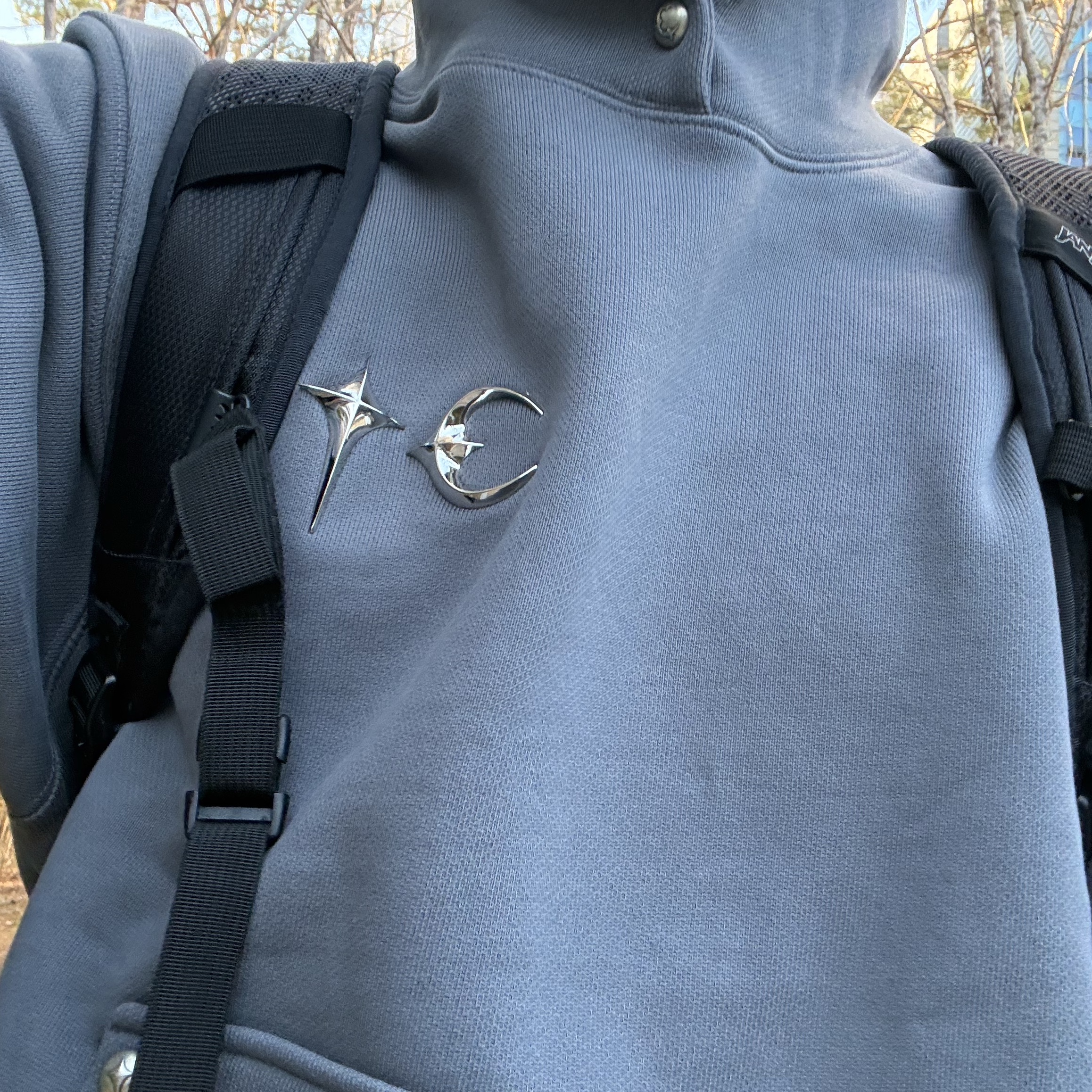 Thug Club Armor Hoodie Gray, Jansport Agave Backpack Black 착용 스타일 - 1