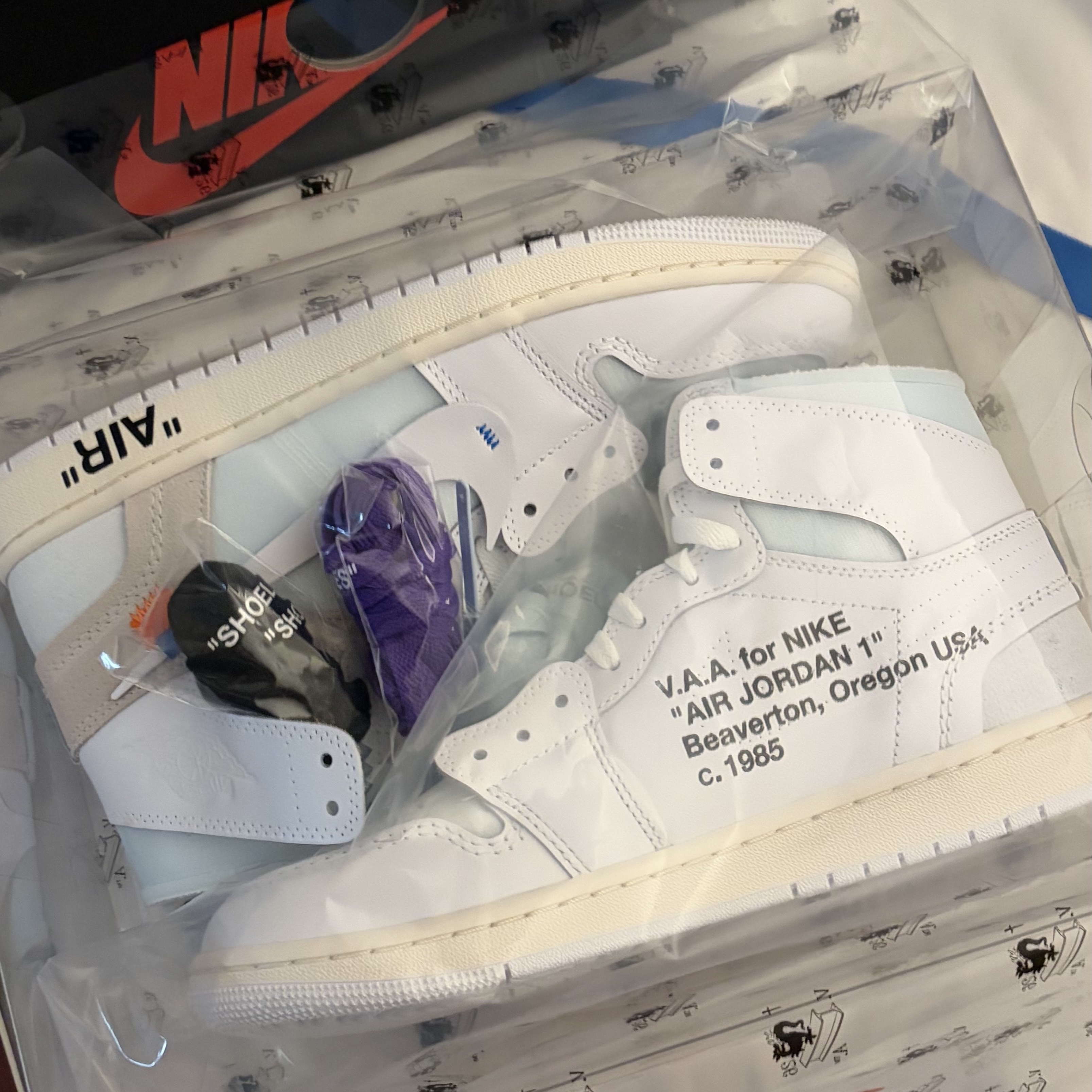 Jordan 1 x Virgil Abloh Archive Retro High Alaska White 착용 스타일 - 3