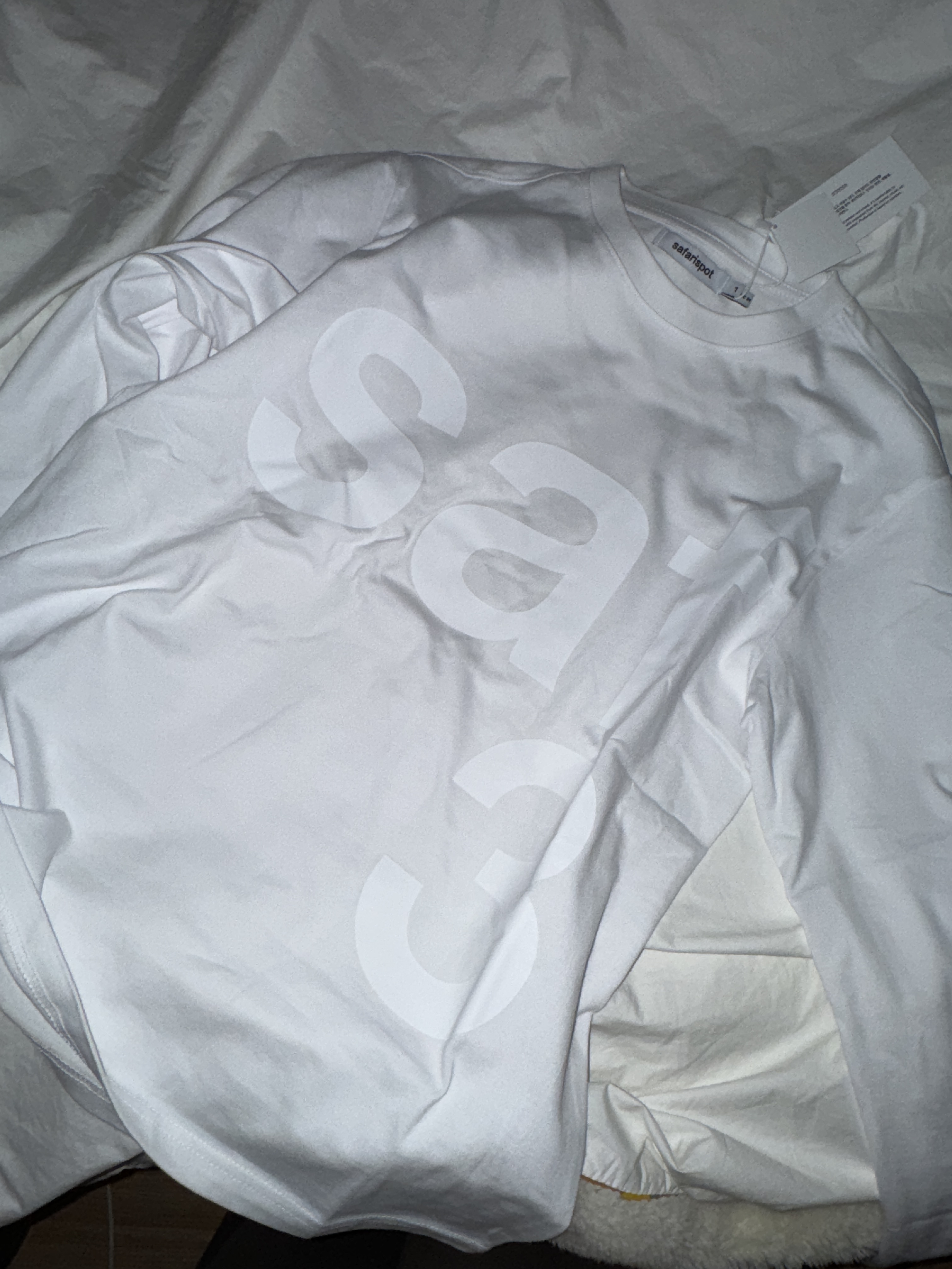 [KREAM 단독] Safarispot Basic Safari LS T-Shirt White 착용 스타일 - 3