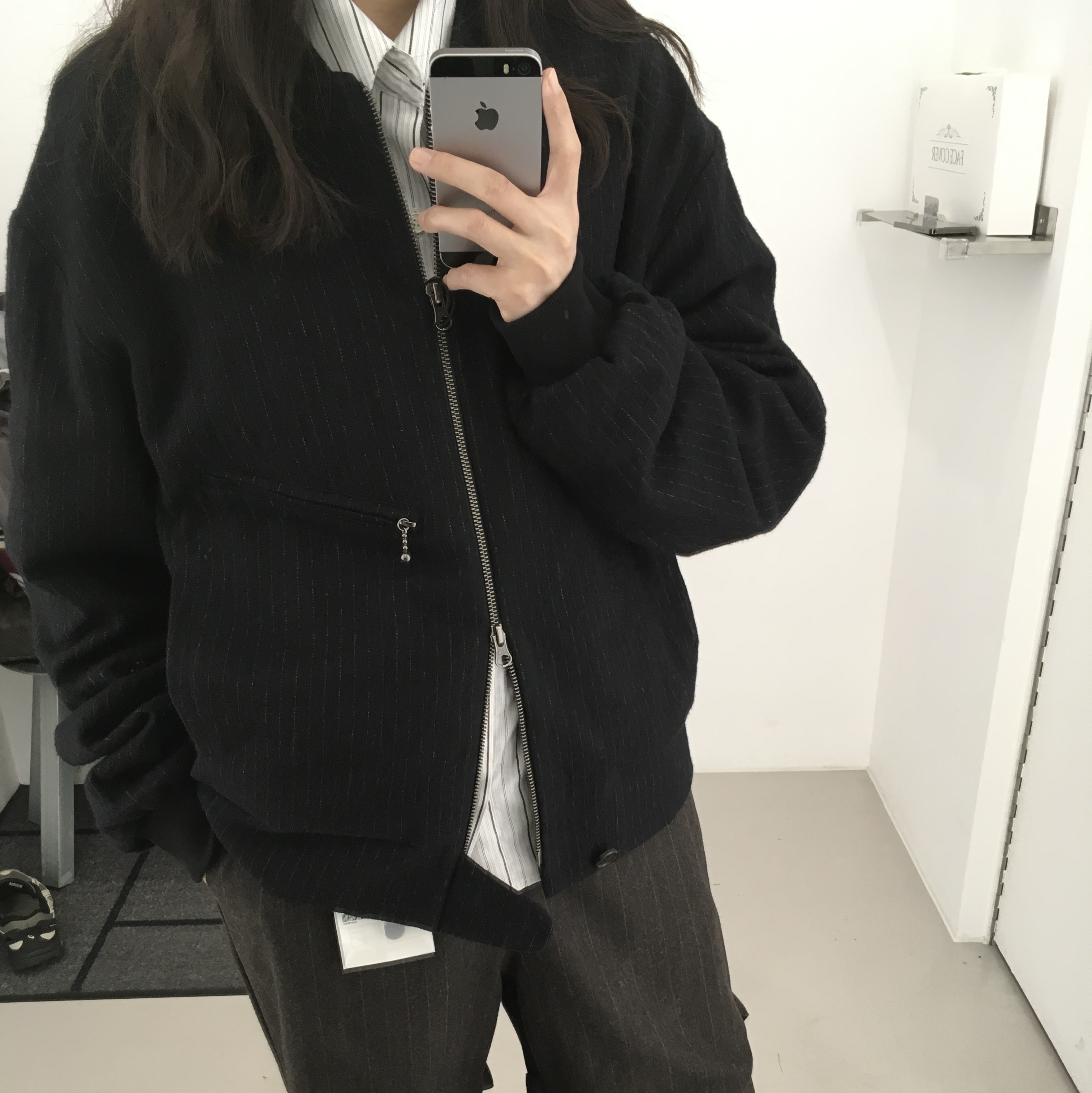 [KREAM 단독] Waviness Horizon Stripe Half Shirts Black Stripe - 25FW 착용 스타일