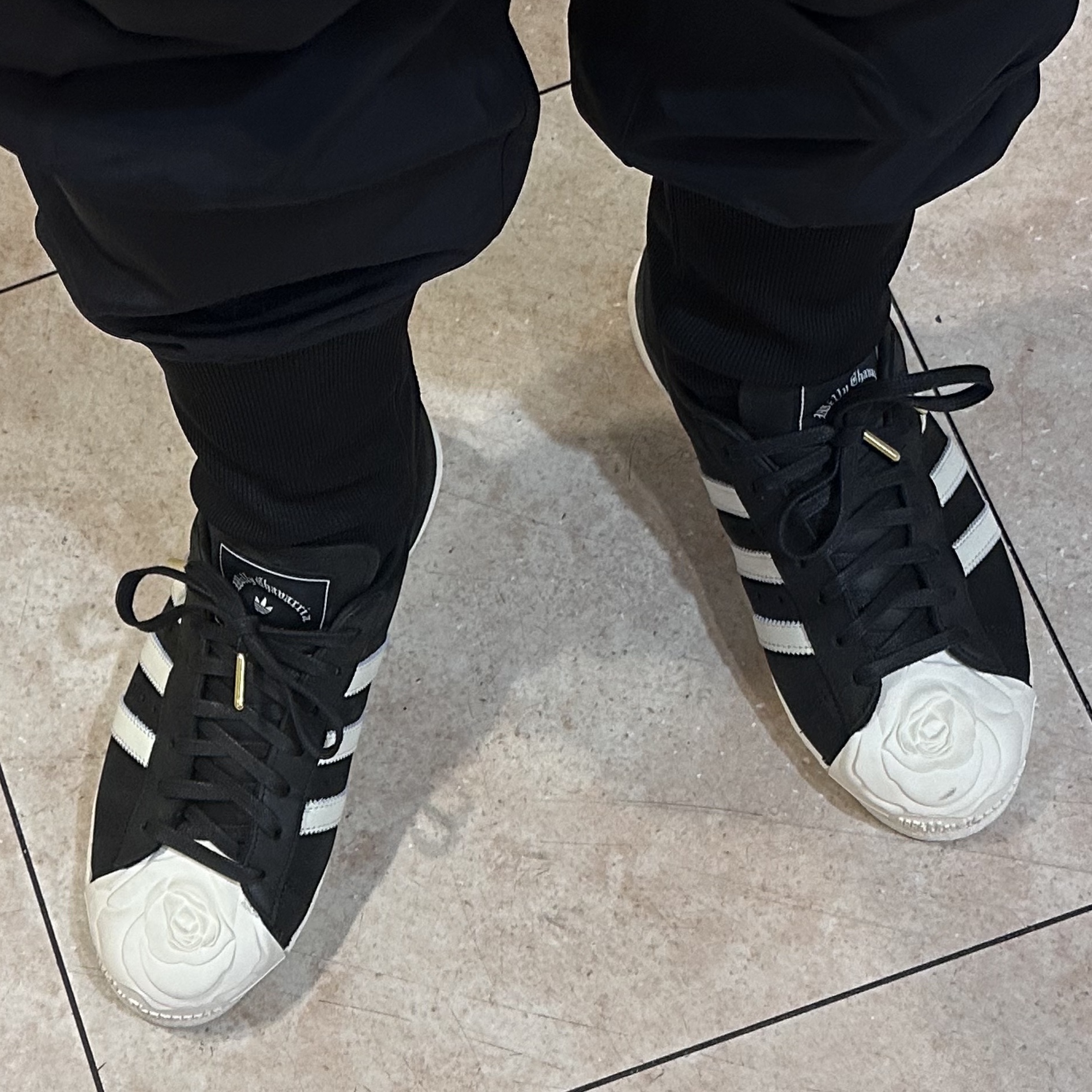 Adidas x Willy Chavarria Superstar Core Black Cream White 착용 스타일