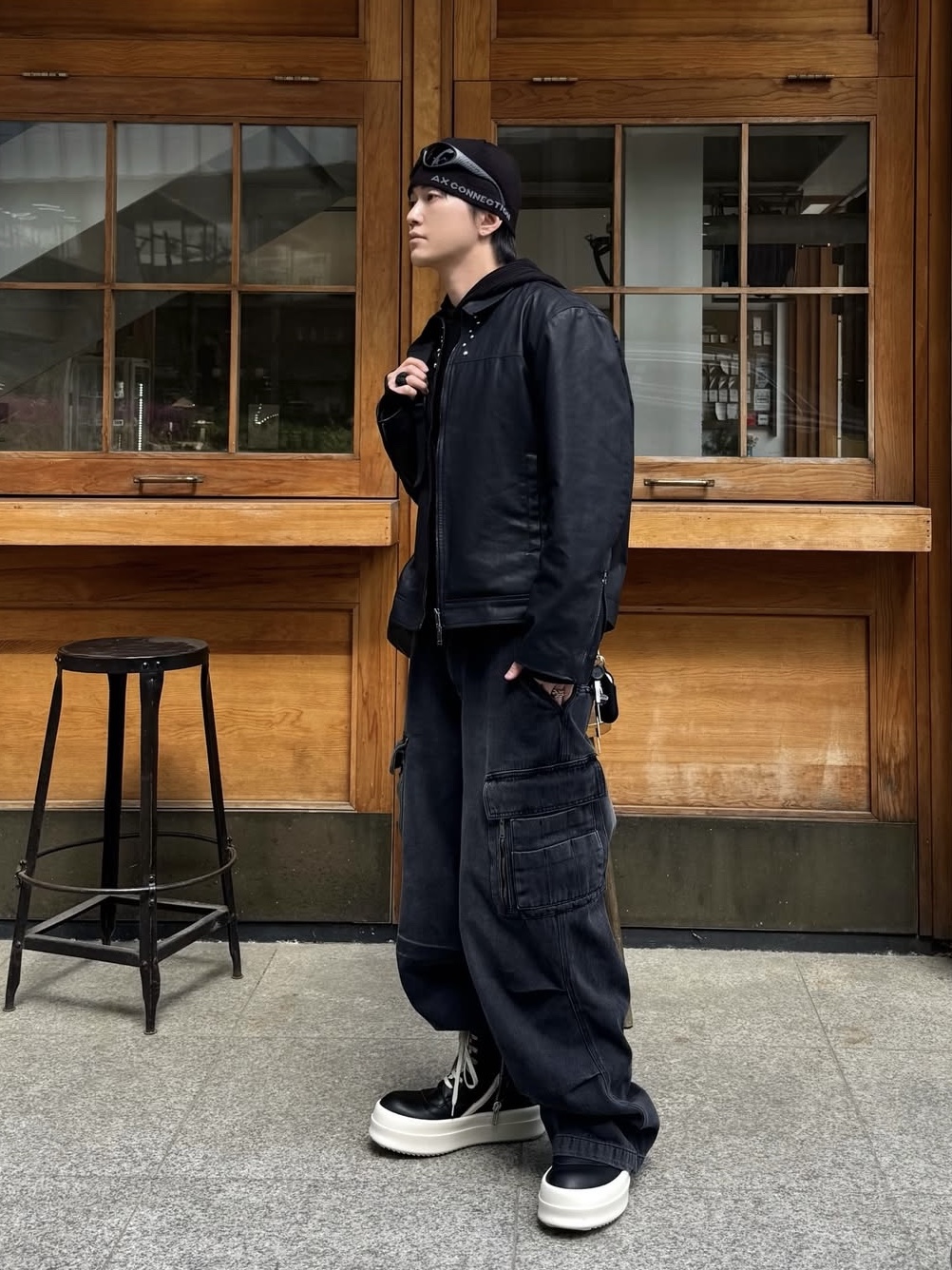 AX CONNECTION Tactical Cargo Washed Wide Denim Pants Grey, AX CONNECTION Compass Logo Beanie (Lightweight) 착용 스타일