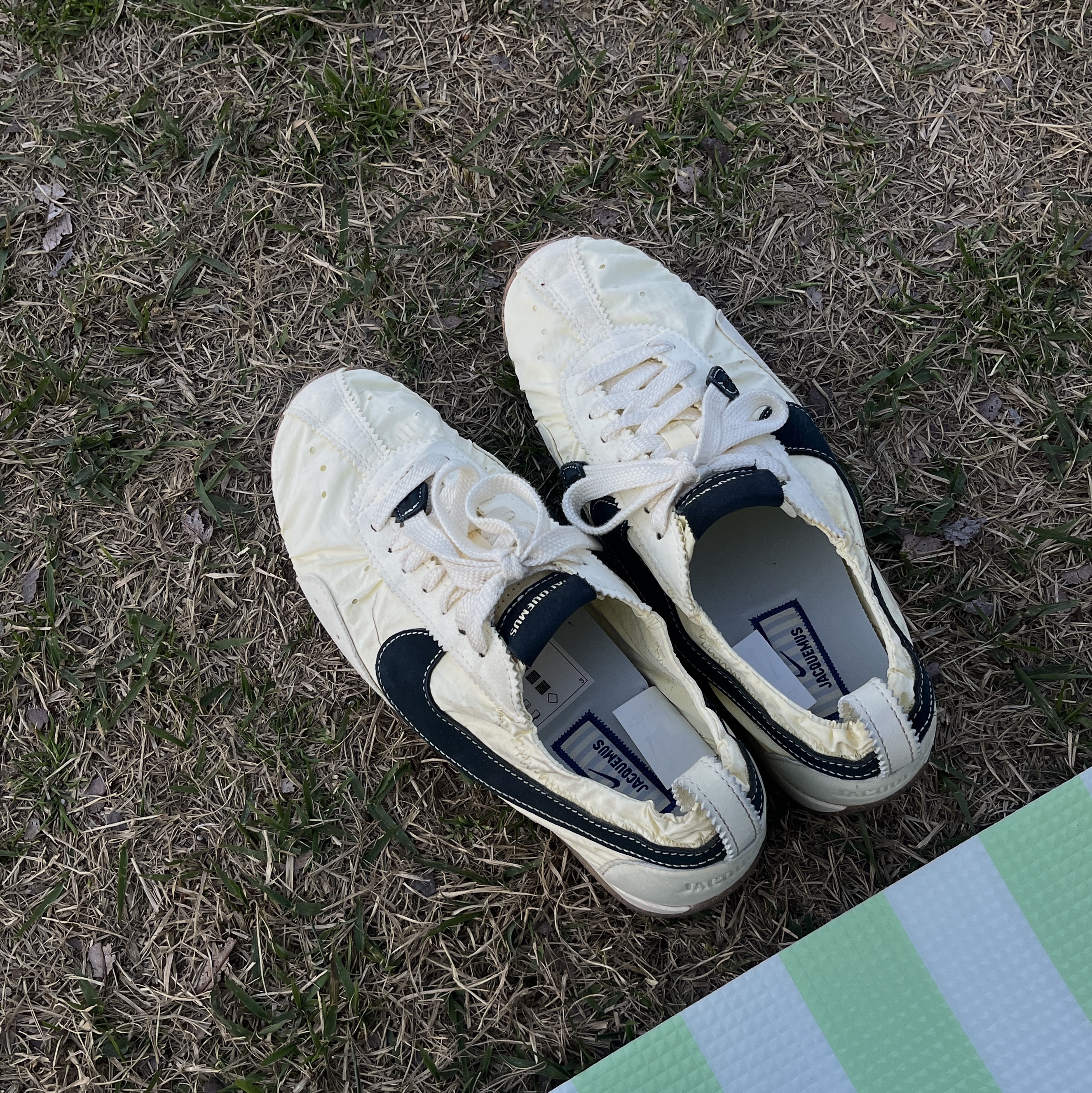 Nike x Jacquemus Moon Shoe SP Alabaster Off Noir 착용 스타일