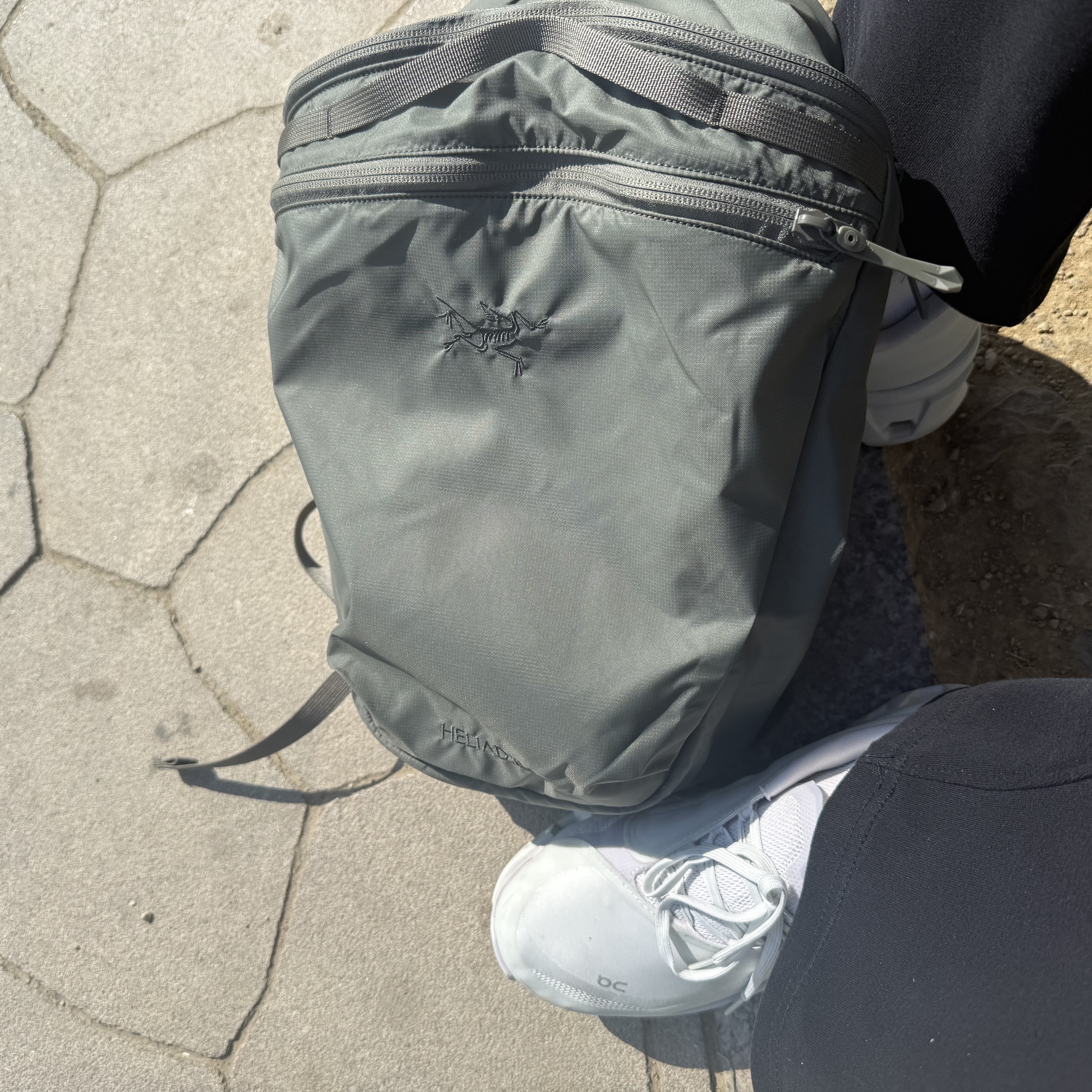 Arc'teryx Heliad 15 Backpack Forage 착용 스타일