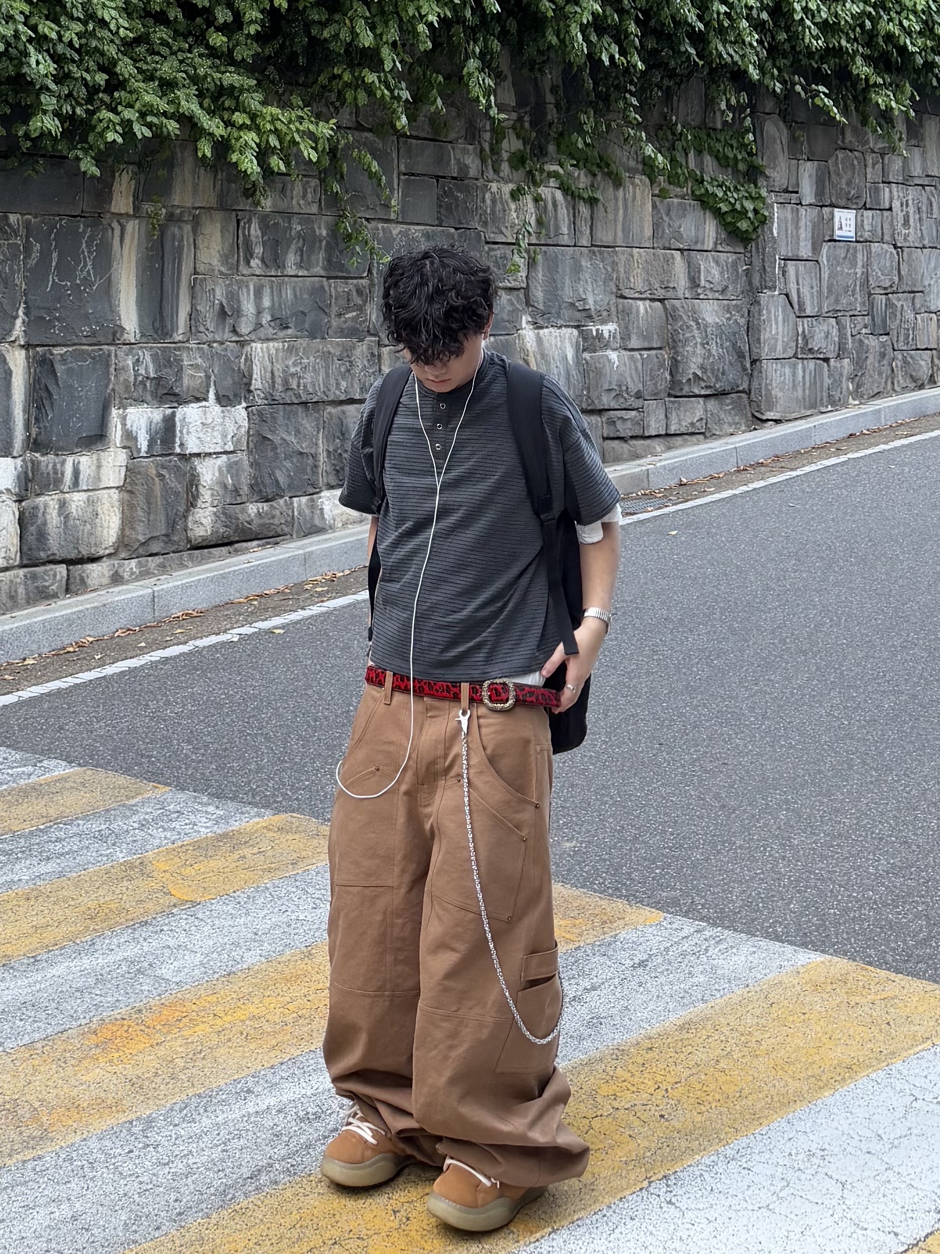 ERL Vamp Skate Shoe Natural Brown, Converse x Drkshdw Oversized Backpack Black 착용 스타일 - 3