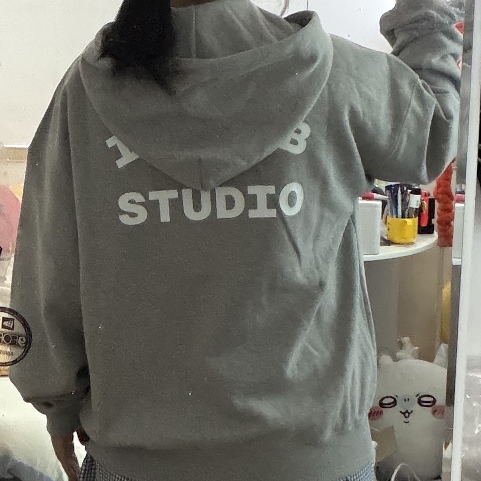 IAB Studio Zip-Up Hoodie Melange Gray - 26SS 착용 스타일 - 4