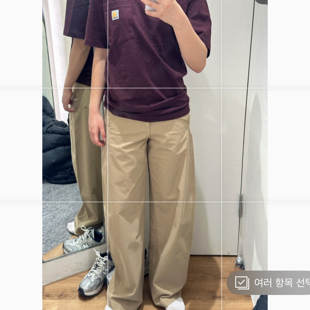 Carhartt Loose Fit Heavyweight Regular Short Sleeve Pocket T-Shirt Port 착용 스타일