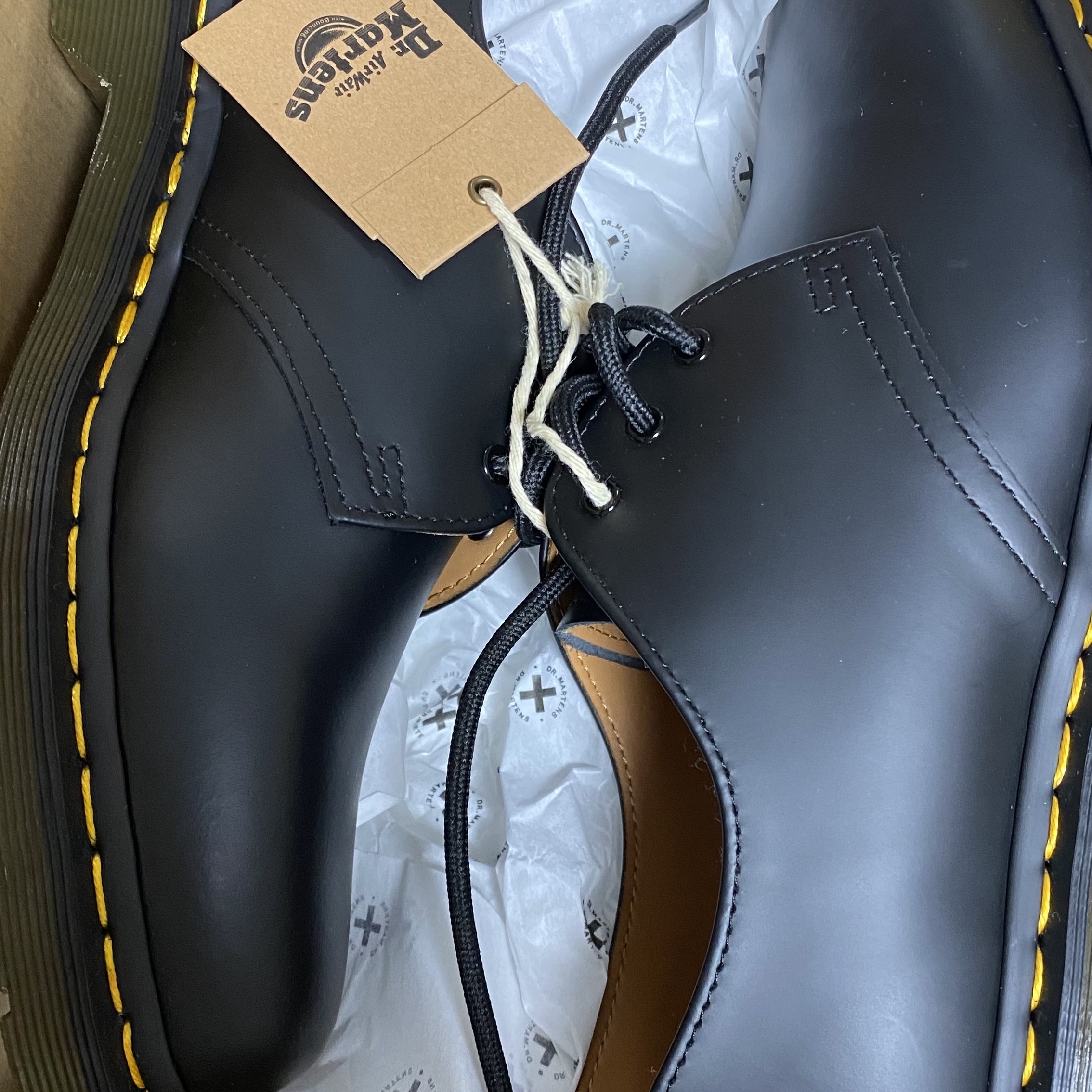 Dr. Martens 1461 Smooth Black 착용 스타일