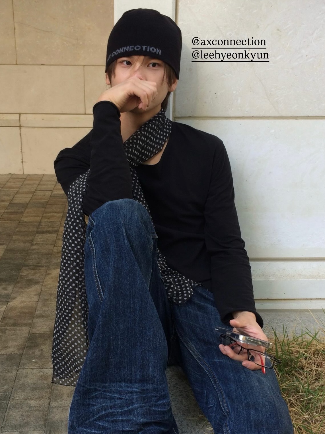 AX CONNECTION Compass Logo Beanie (Lightweight) 착용 스타일
