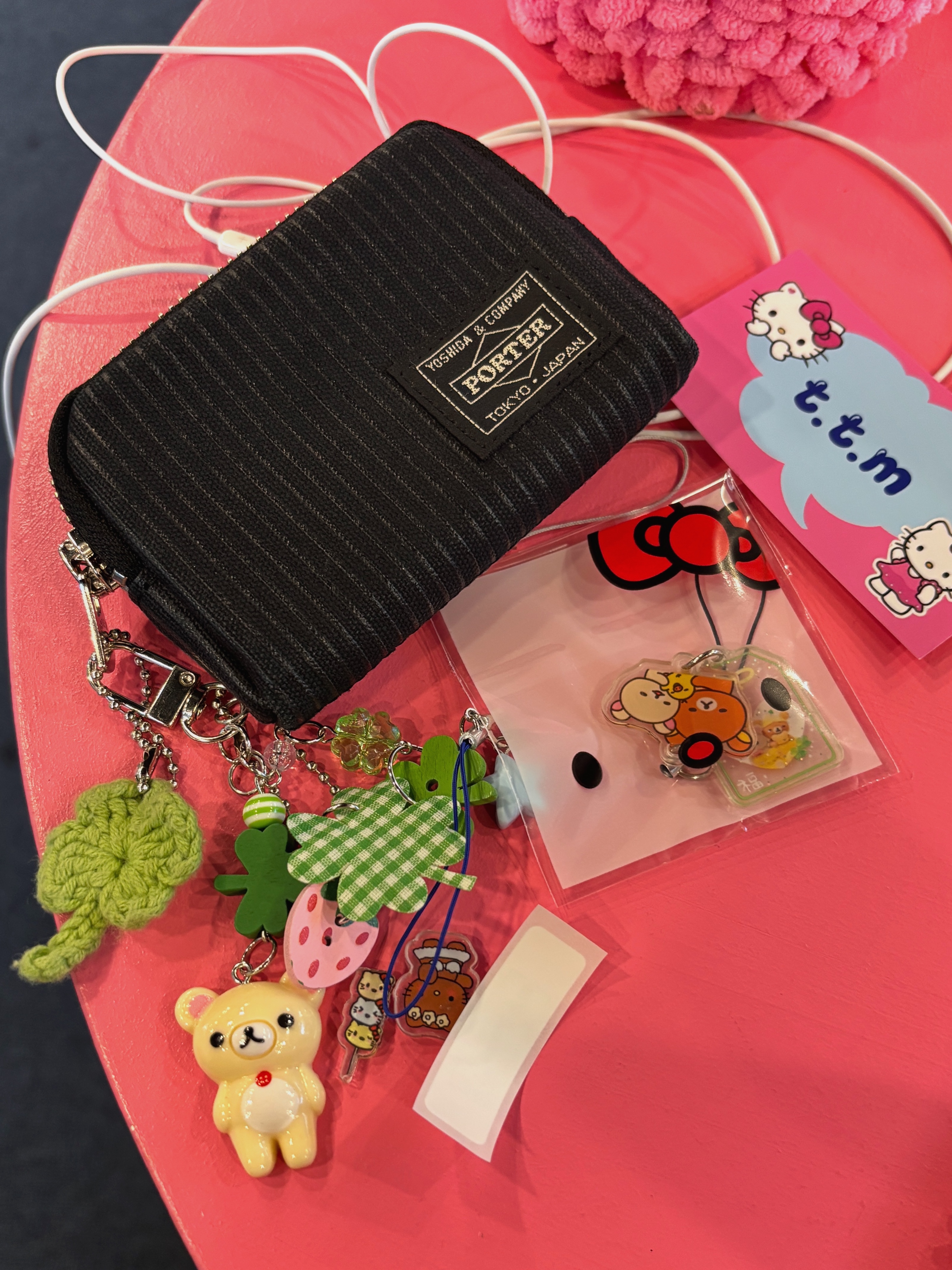 Porter Drawing Coin Key Case Black 착용 스타일
