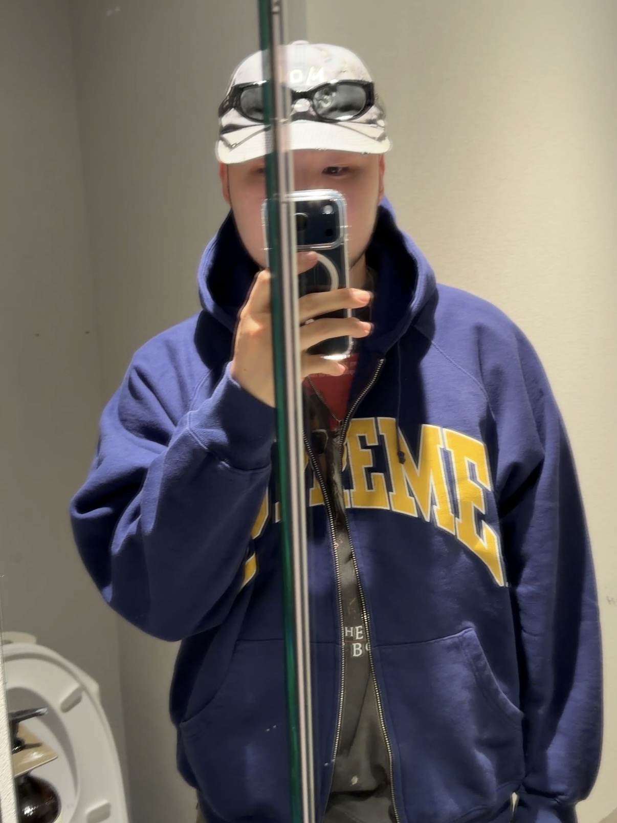 Supreme Cracked Raglan Zip Up Hooded Sweatshirt Washed Navy - 26SS 착용 스타일 - 1