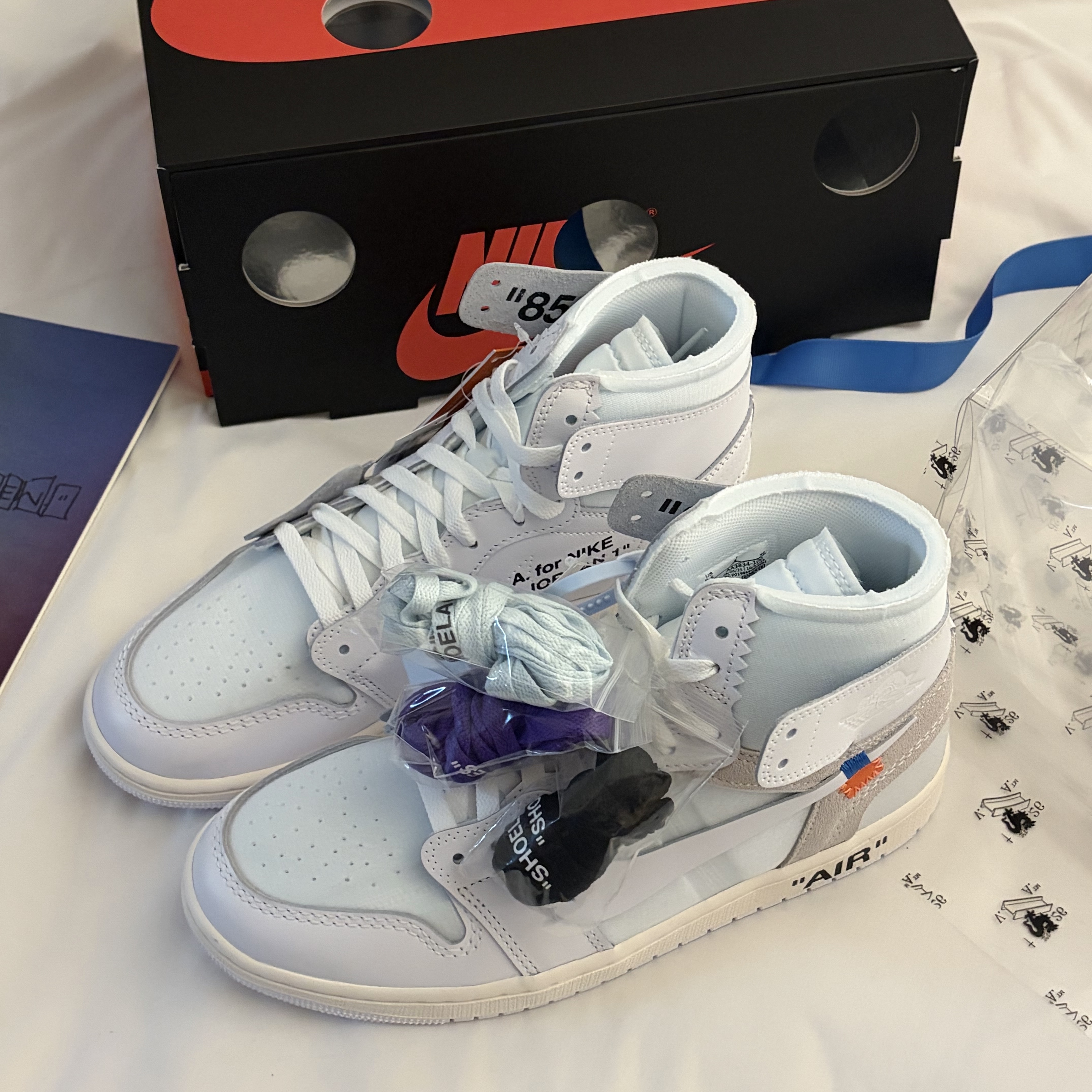 Jordan 1 x Virgil Abloh Archive Retro High Alaska White 착용 스타일 - 2
