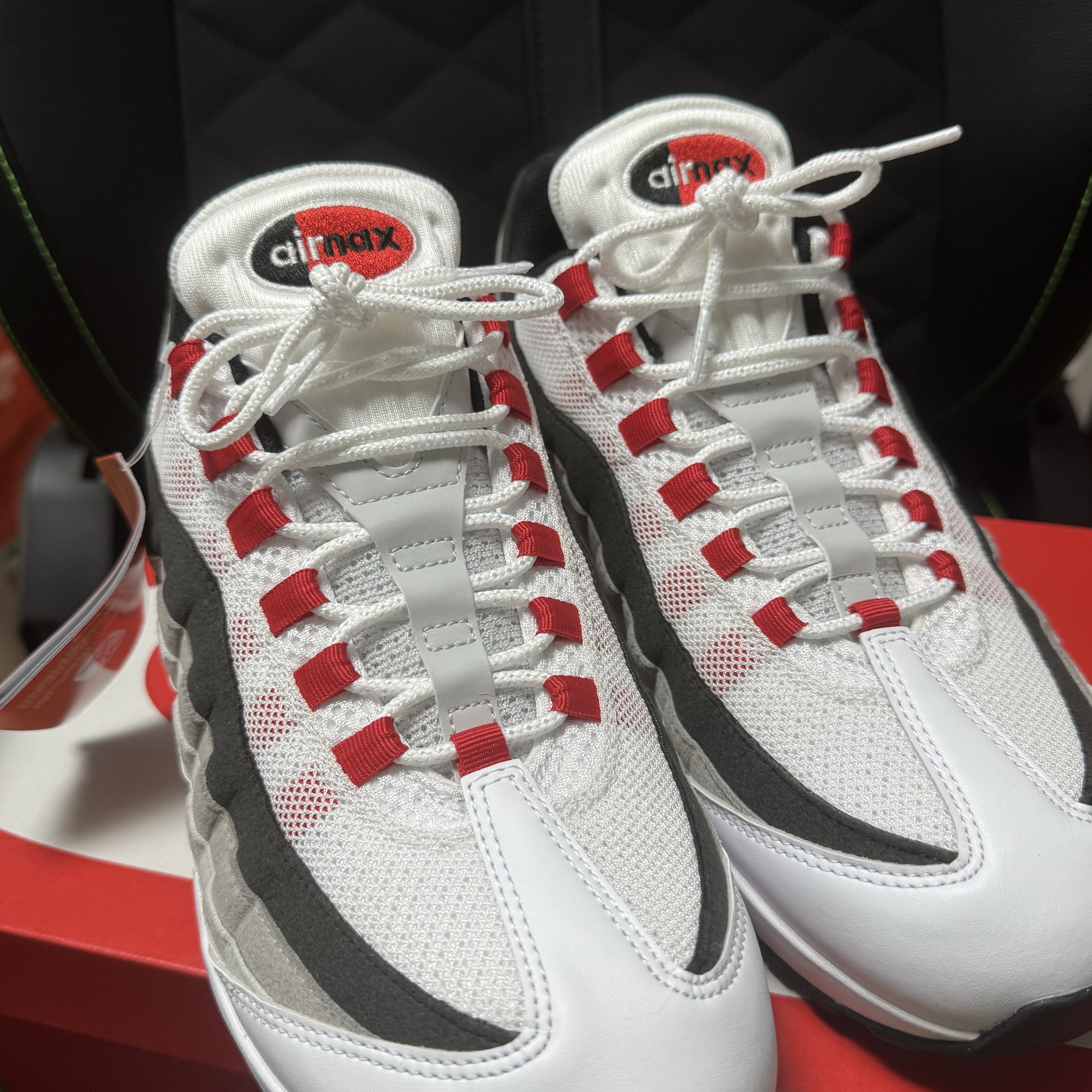 Nike Air Max 95 Big Bubble Comet Red 착용 스타일