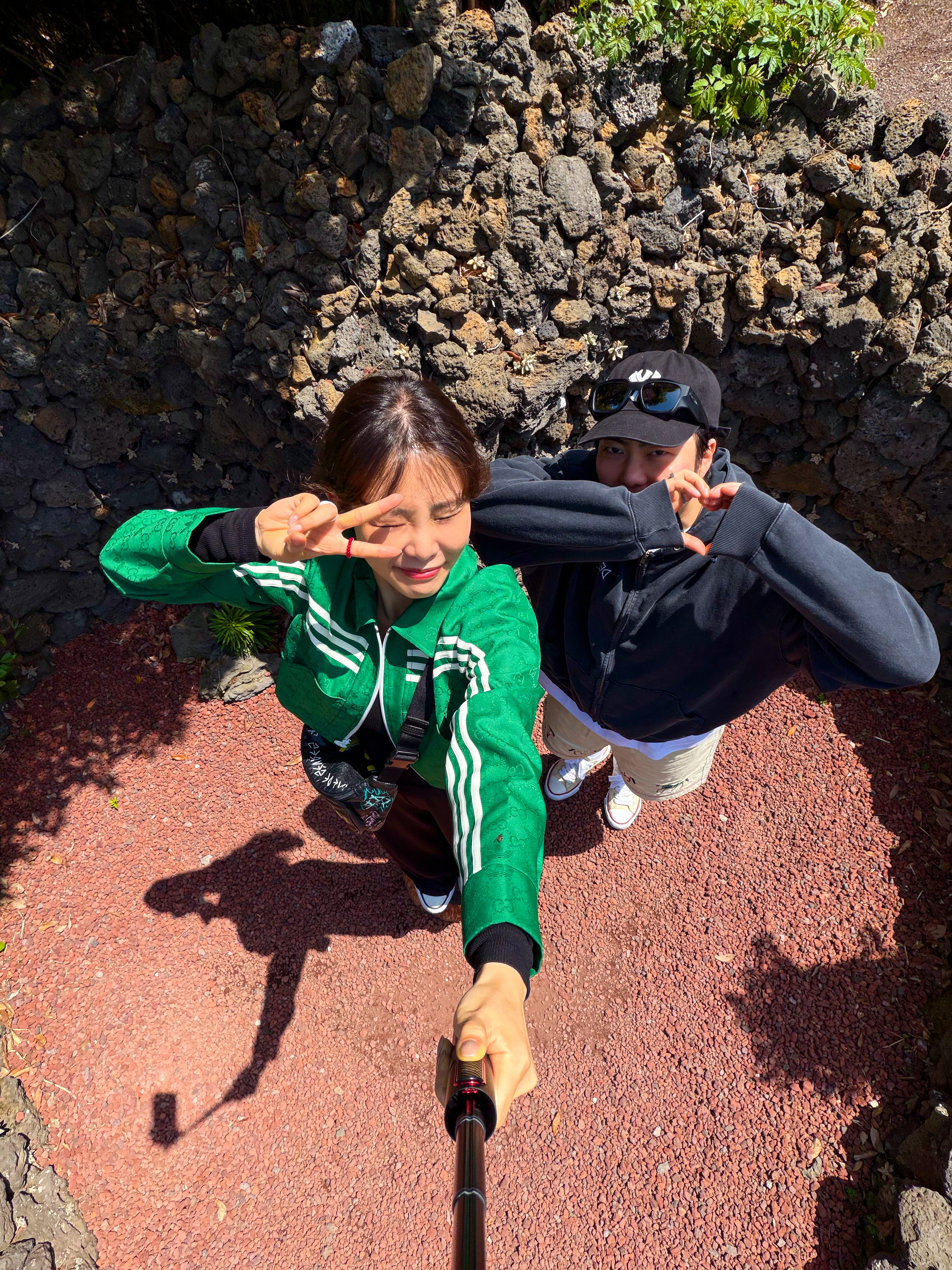 Farfromwhat Far Patch Logo Cap Navy, Maison Mihara Yasuhiro Peterson OG Sole Canvas Low-top Sneakers Natural 착용 스타일 - 4