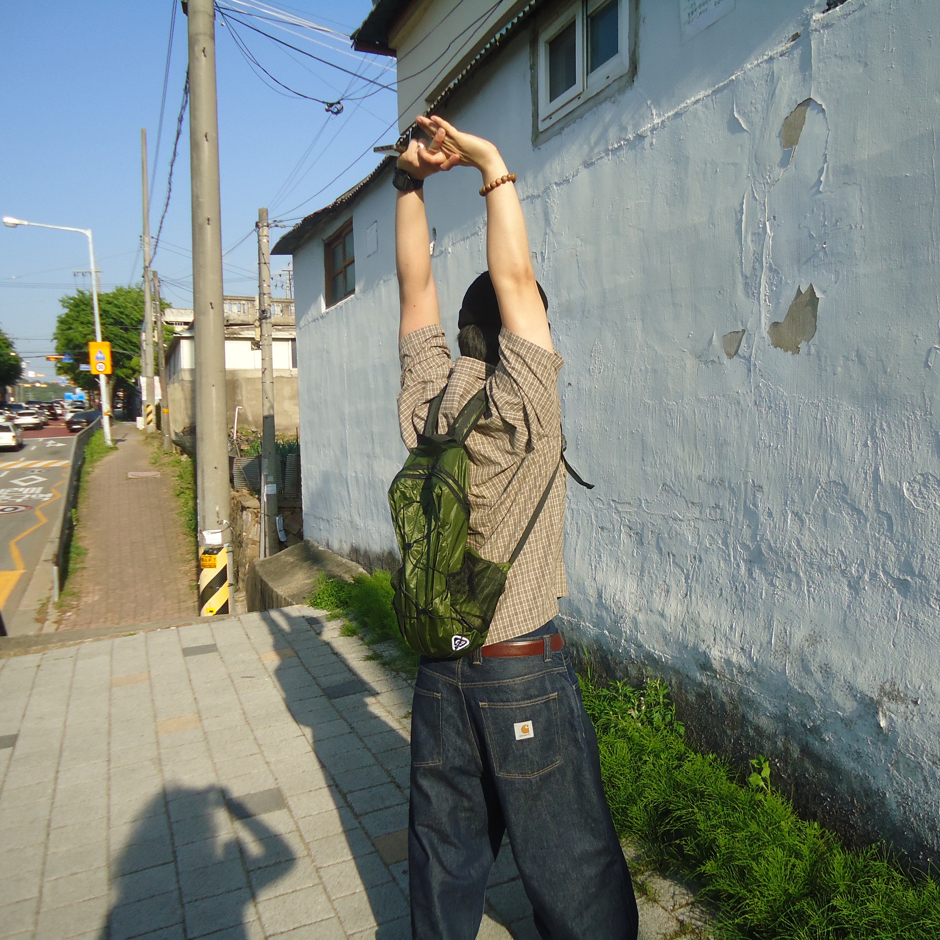 Carhartt WIP Brandon Pants Blue Rigid, Heisan Packable Daypack Cordura - Avocado 착용 스타일 - 1