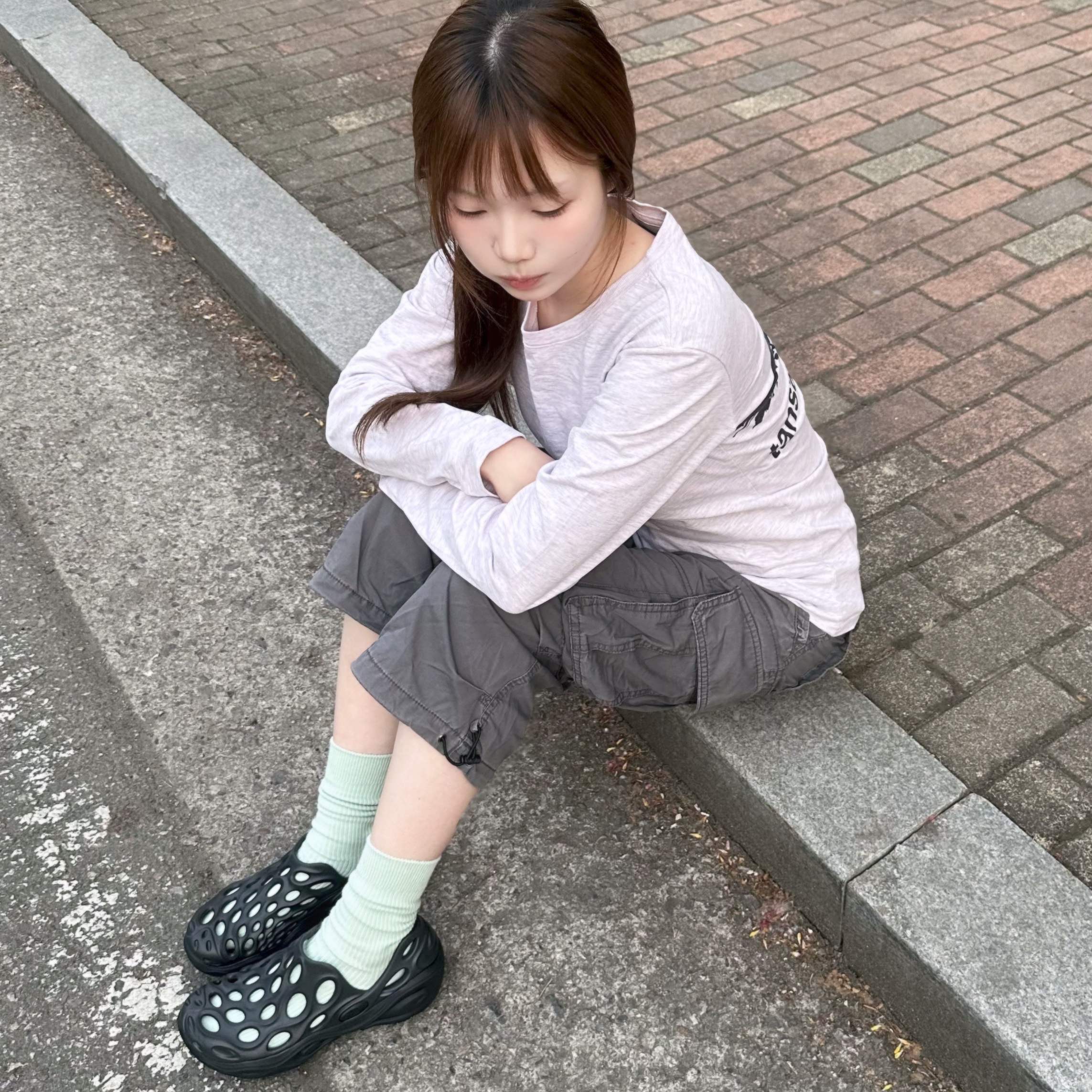 [1TRL] Merrell Hydro Next Gen Moc SE Triple Black - 26SS 착용 스타일 - 5