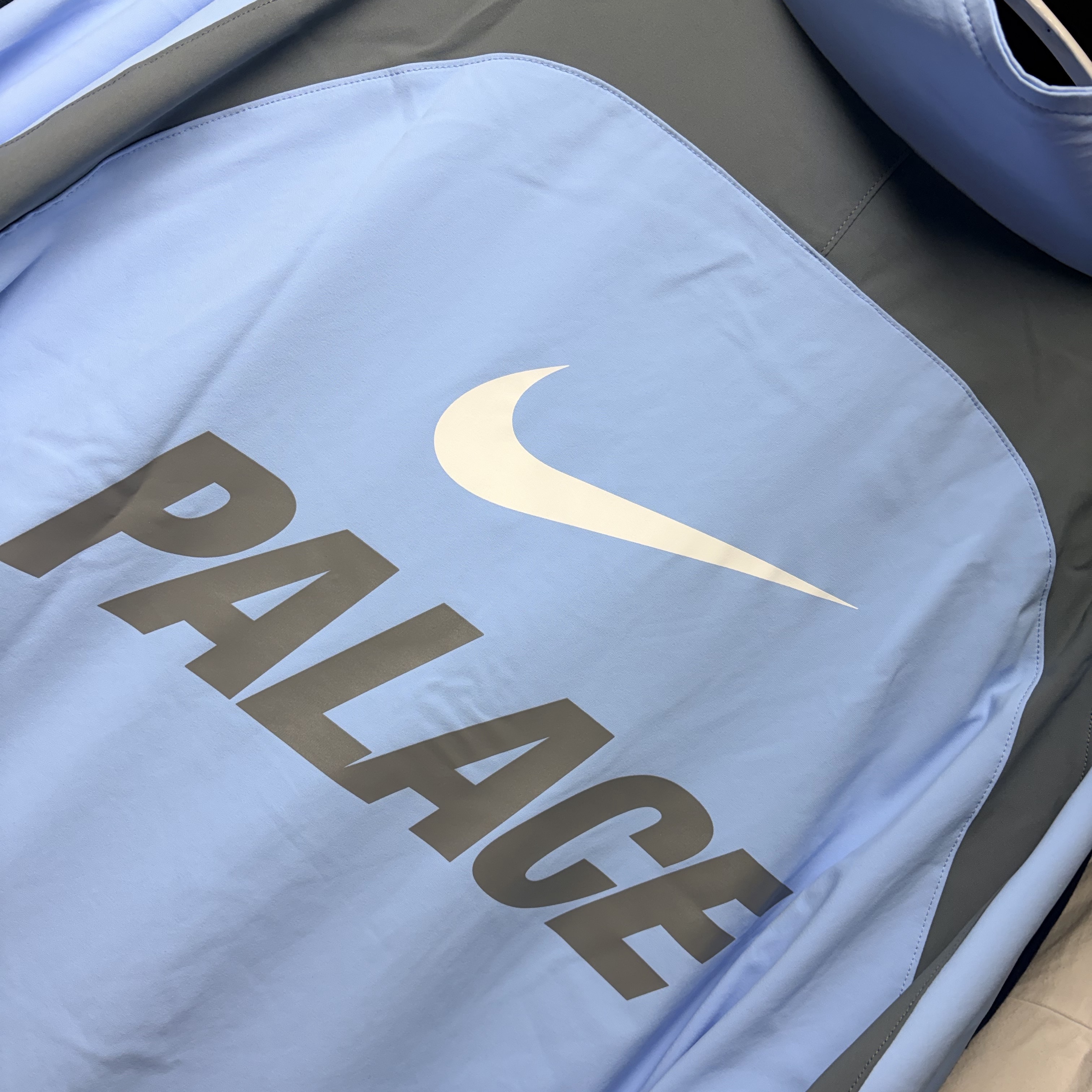 Palace x Nike Track Jacket Sky Blue - 26SS, Palace x Nike Track Jacket White - 26SS 착용 스타일 - 4