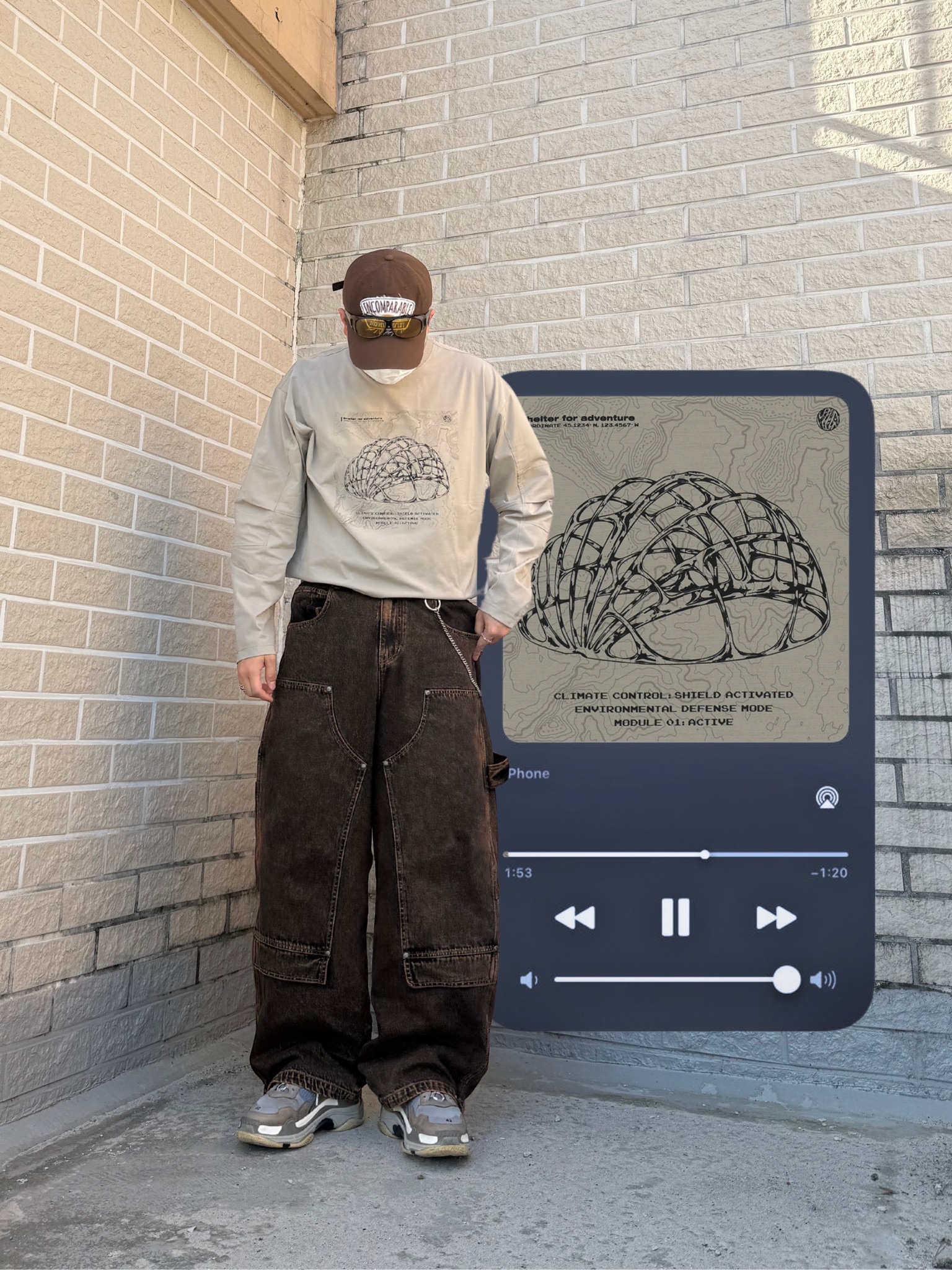 Balenciaga Triple S Grey 2018 착용 스타일 - 2