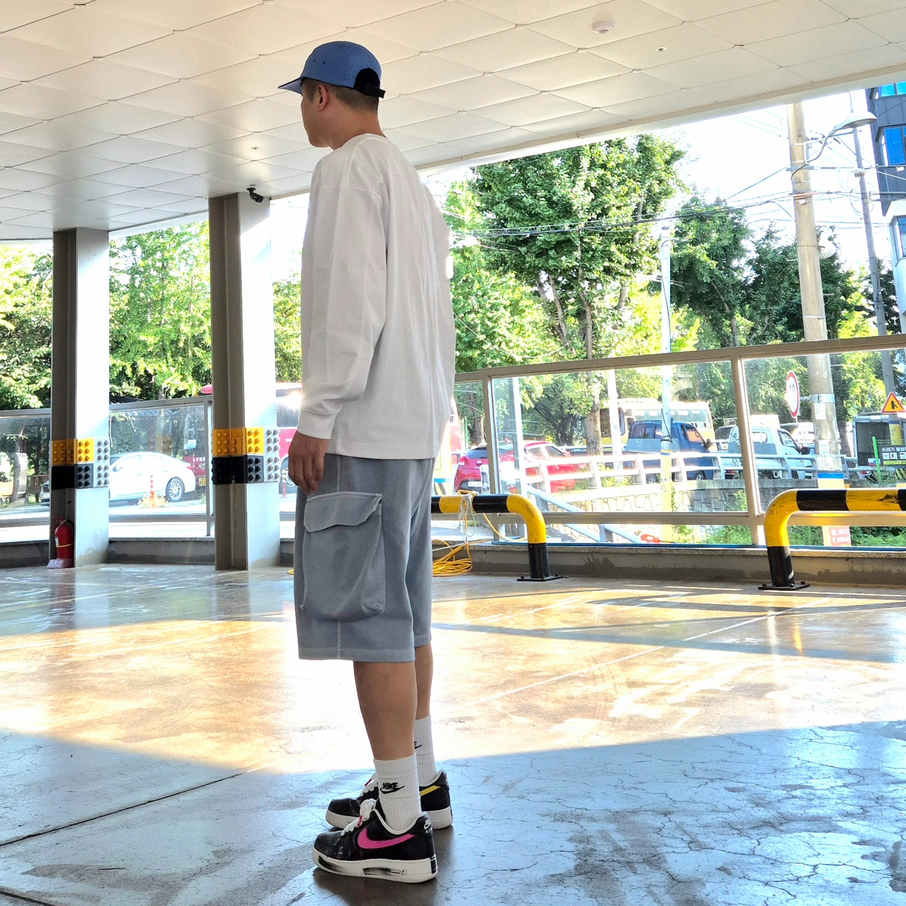 Nike x Peaceminusone Air Force 1 Low Para-Noise 3.0 Black and Multicolor, Supreme Washed Chino Twill Camp Cap Light Royal - 24SS 착용 스타일 - 4