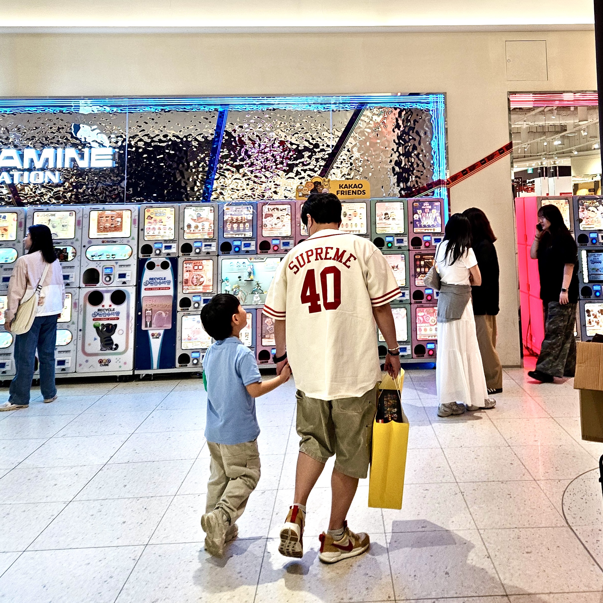 Supreme x 40 Acres Twill Baseball Jersey Natural - 25SS, Supreme Washed Corduroy Double Knee Painter Short Tan - 24SS 착용 스타일