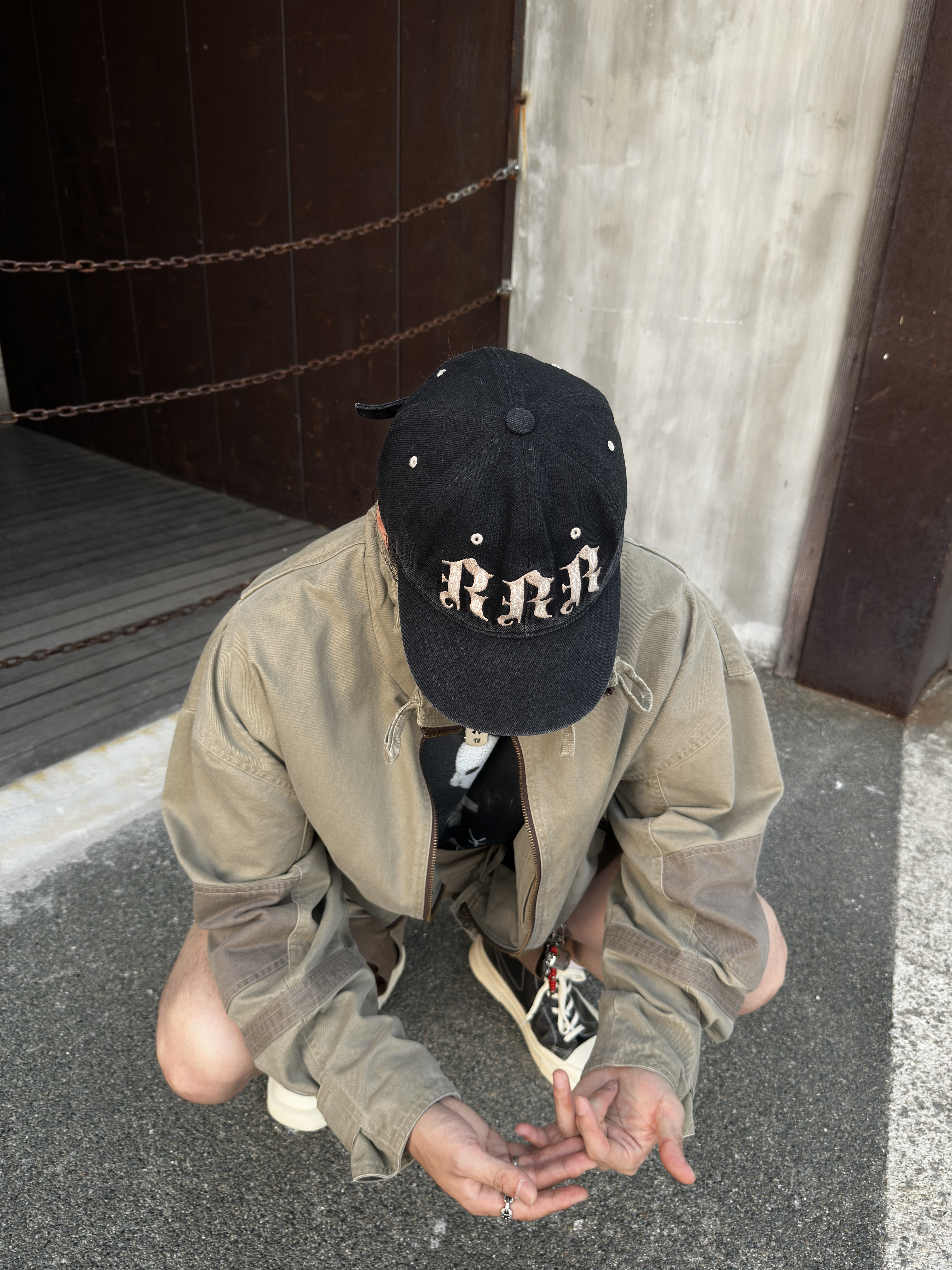 SLAYER Undermycar Diabolus In Musica Vintage Washed T-Shirts Black, Mistake project MOKU Black 착용 스타일 - 7