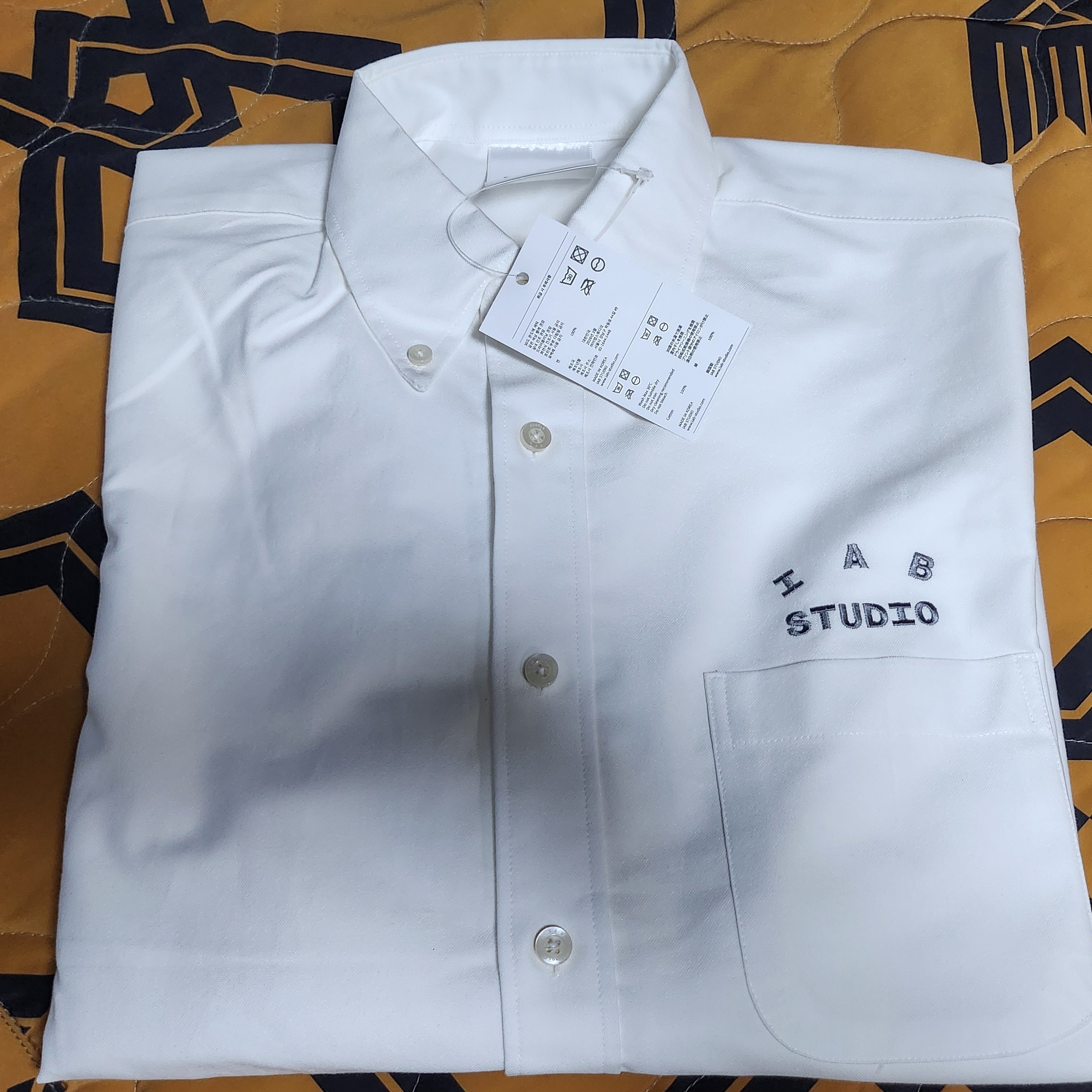IAB Studio IAB Shirt White 착용 스타일 - 3
