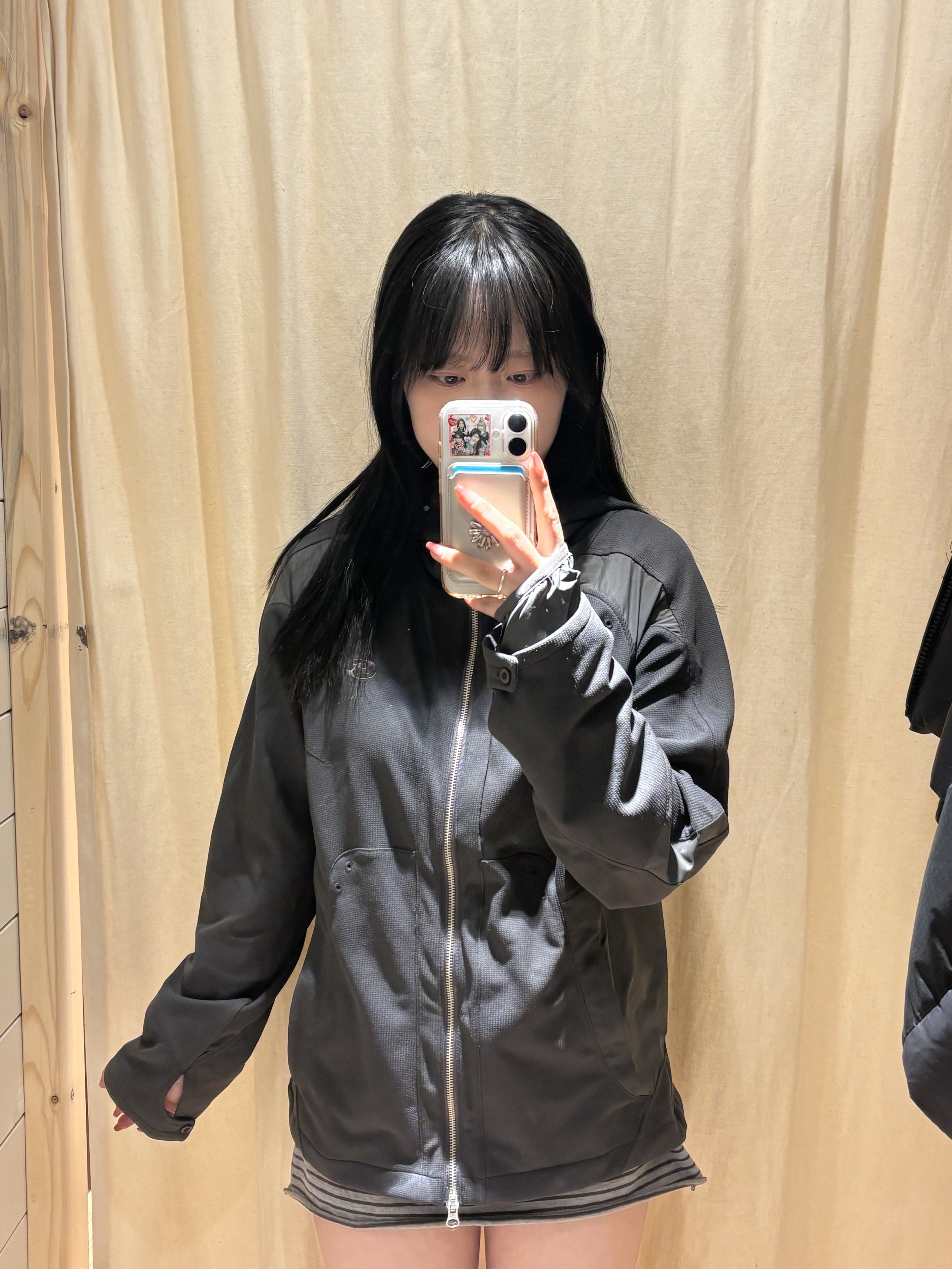 Sansan Gear Dual-Shade Jacket Brown - 25SS 착용 스타일 - 1