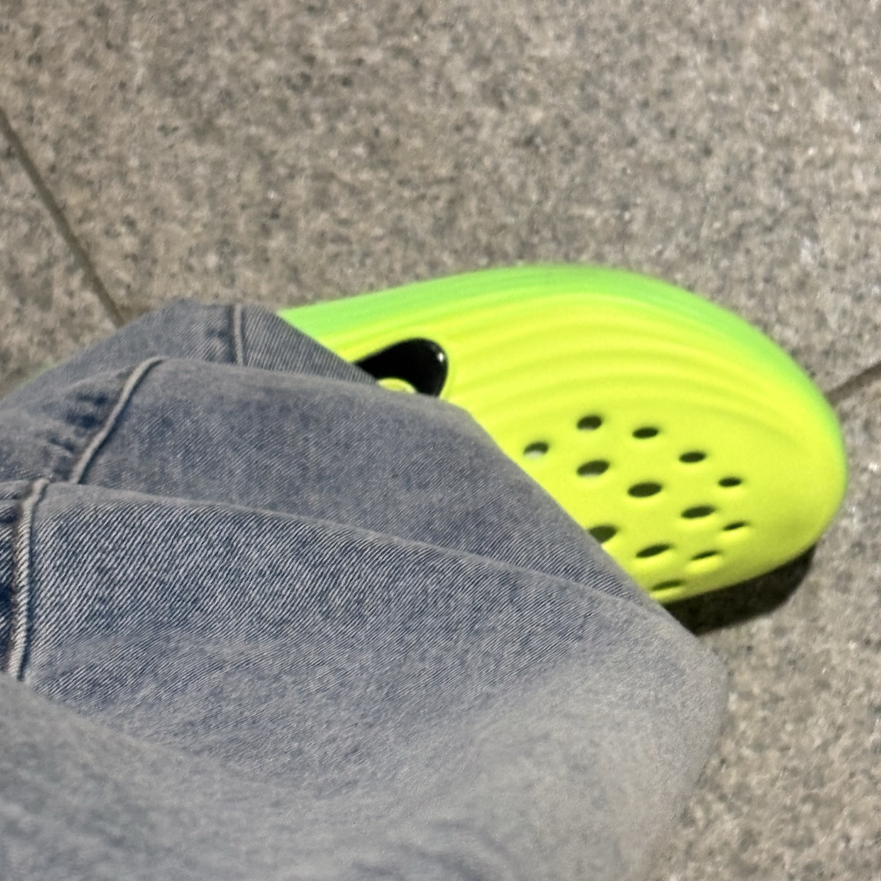 Nike ReactX Rejuven8 Green Strike Volt 착용 스타일 - 1