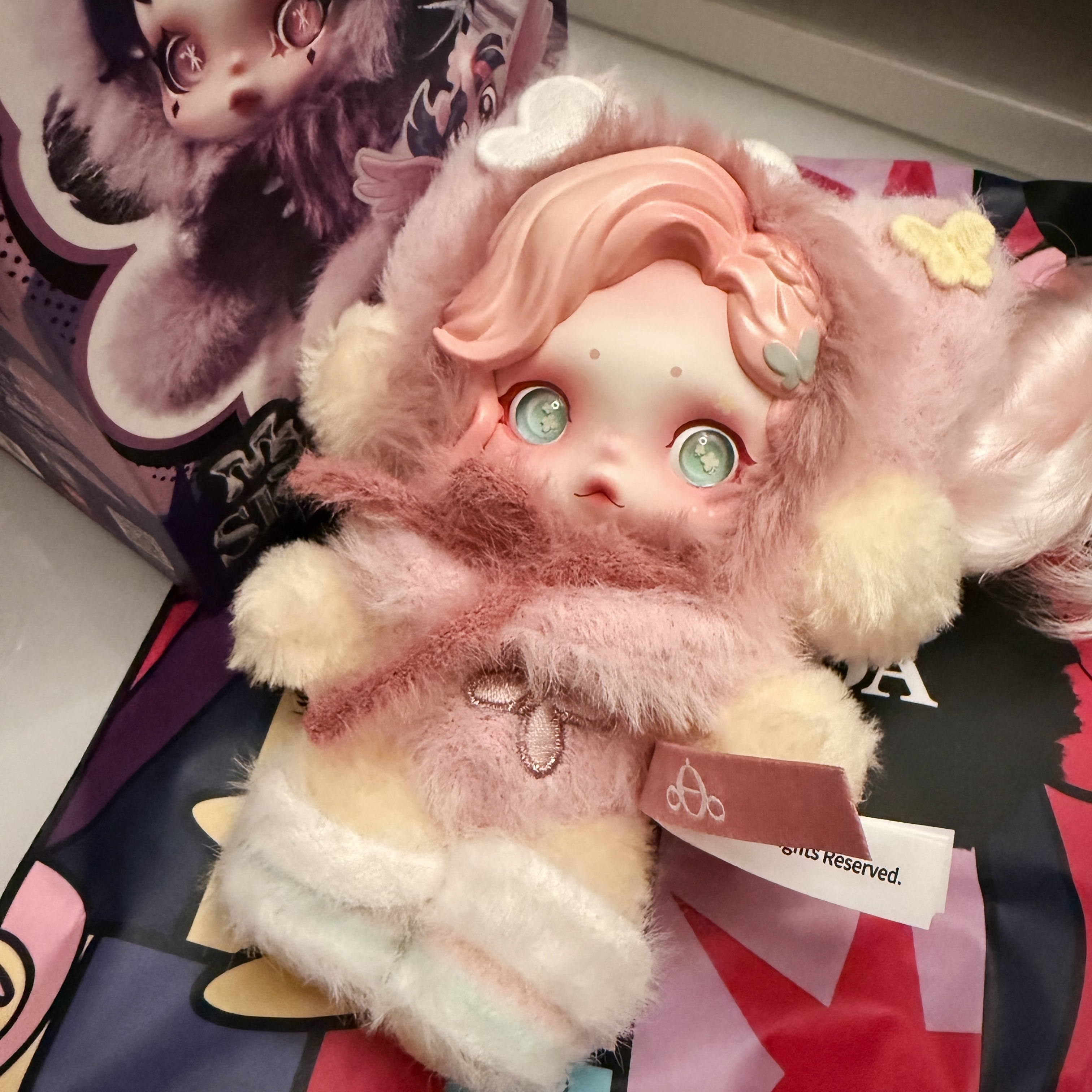 Pop Mart Skullpanda x My Little Pony Series Plush Doll Pendant Fluttershy (Opened Case) 착용 스타일