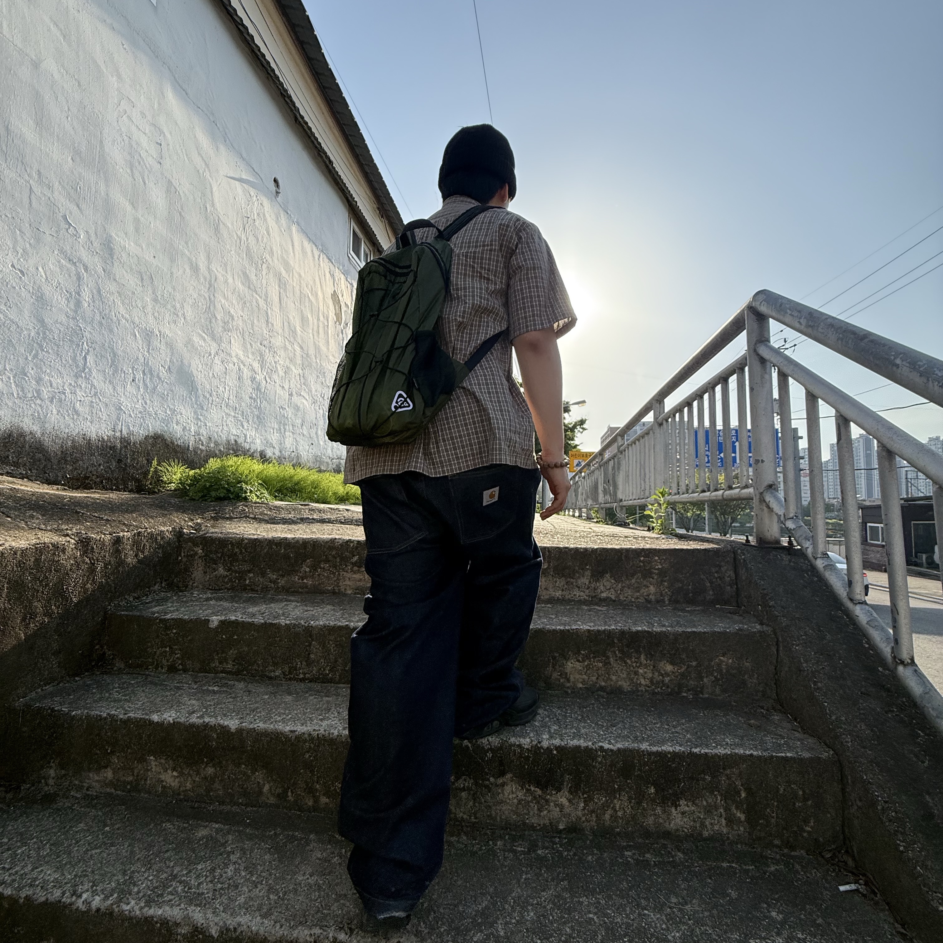Carhartt WIP Brandon Pants Blue Rigid, Heisan Packable Daypack Cordura - Avocado 착용 스타일 - 2