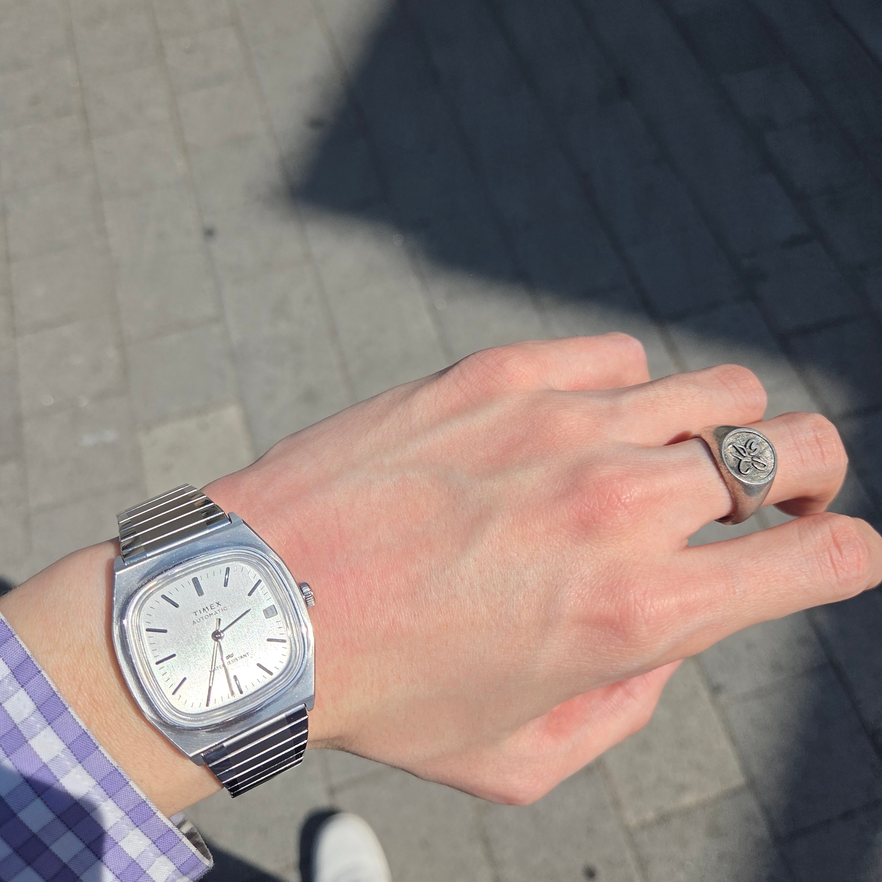 Timex Automatic 1983E 34mm Stainless Steel Silver Tone 착용 스타일