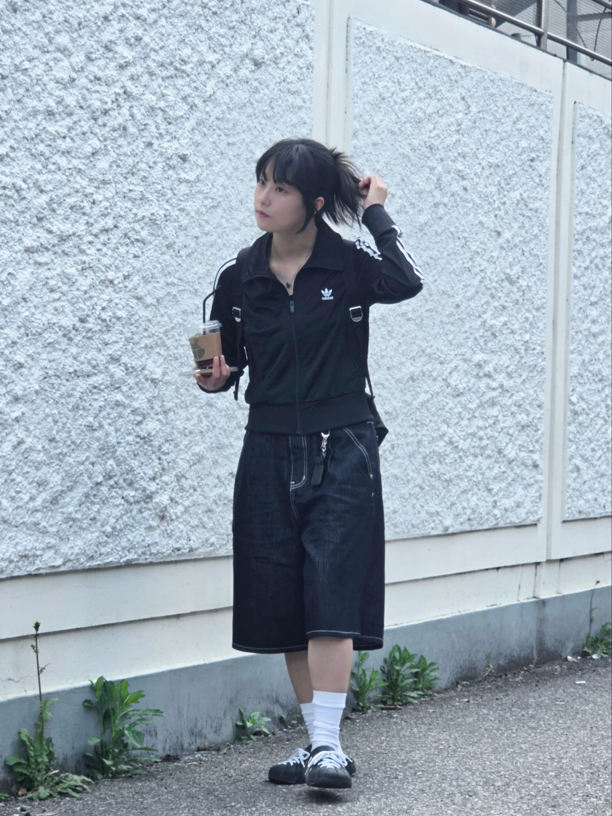 (W) Adidas Adicolor Classic Firebird Track Top Black - KR Sizing, Adidas Adilette Clog Black White 착용 스타일