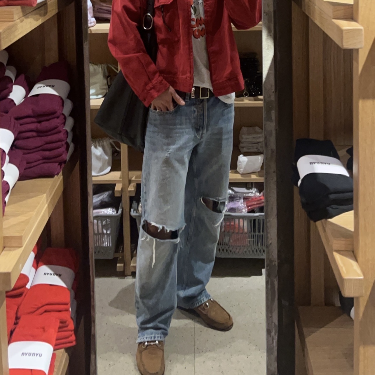 Gucci Gigi Loafer Light Brown 착용 스타일