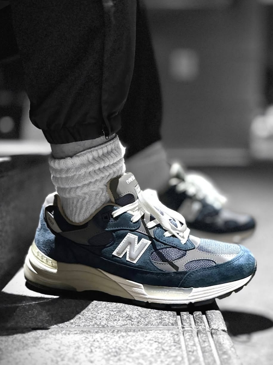 New Balance 992 Made in USA Core Navy 착용 스타일