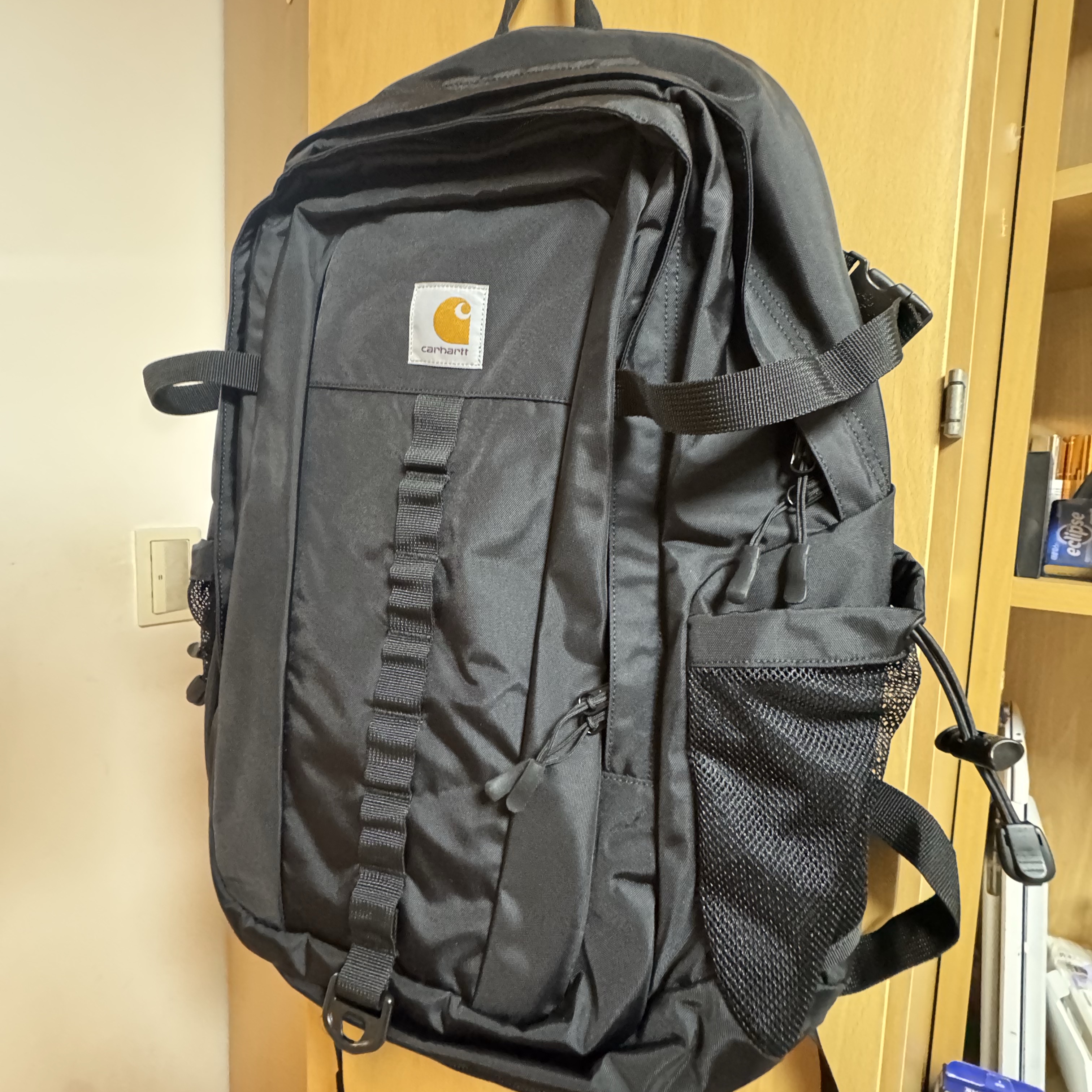 Carhartt WIP Cliff Backpack Black 착용 스타일