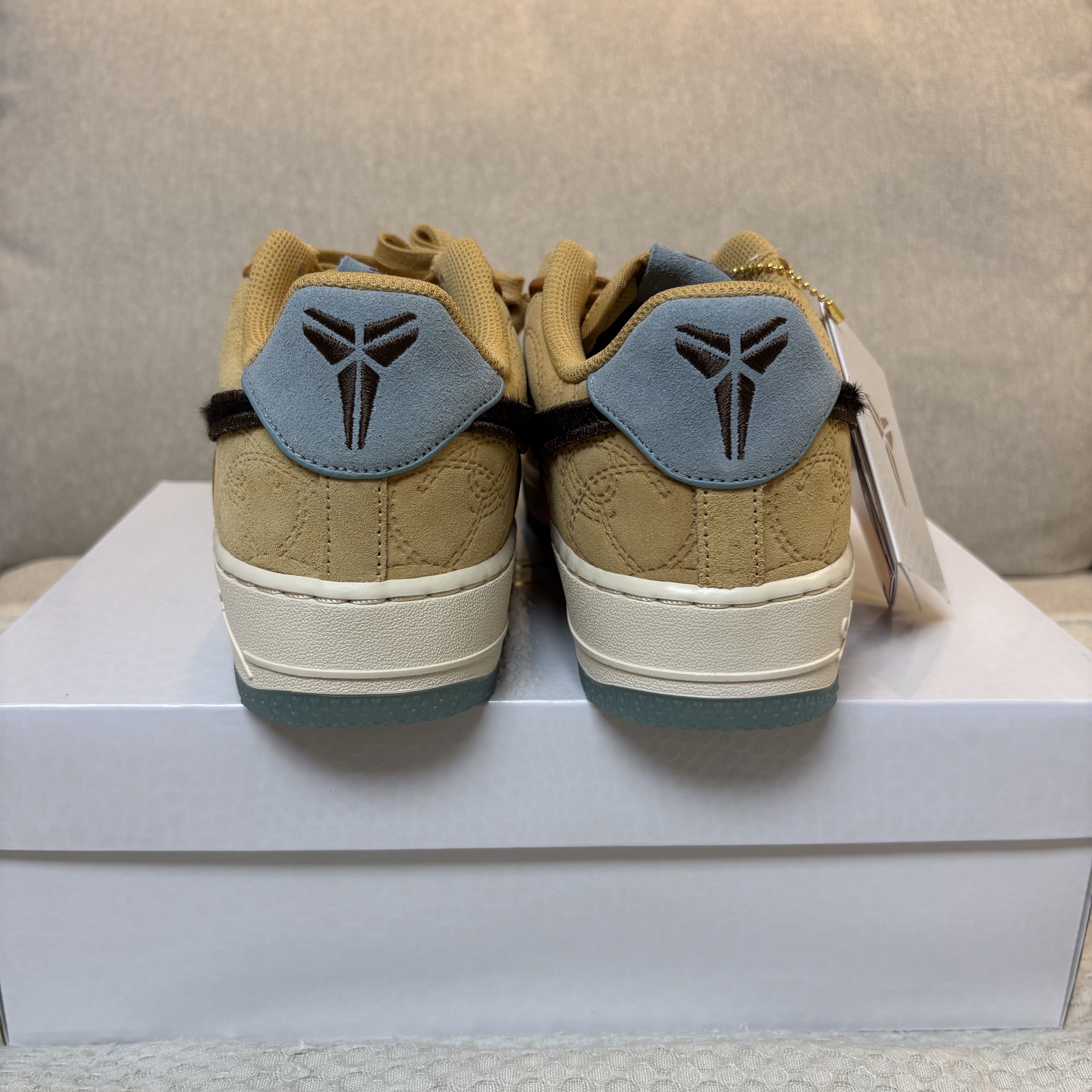 Nike x Kobe Bryant Air Force 1 Low Protro Twine Baroque Brown 착용 스타일 - 5