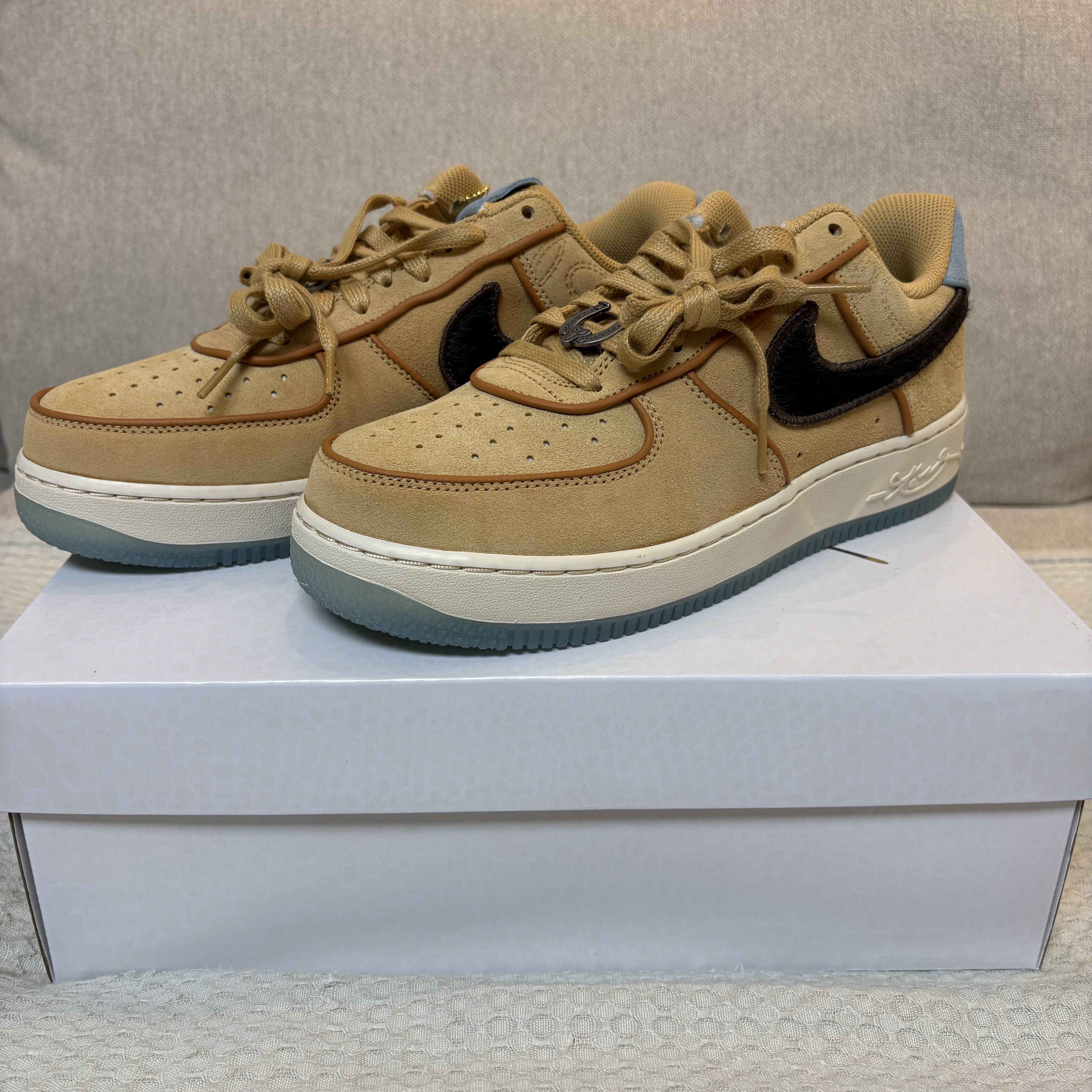 Nike x Kobe Bryant Air Force 1 Low Protro Twine Baroque Brown 착용 스타일 - 1