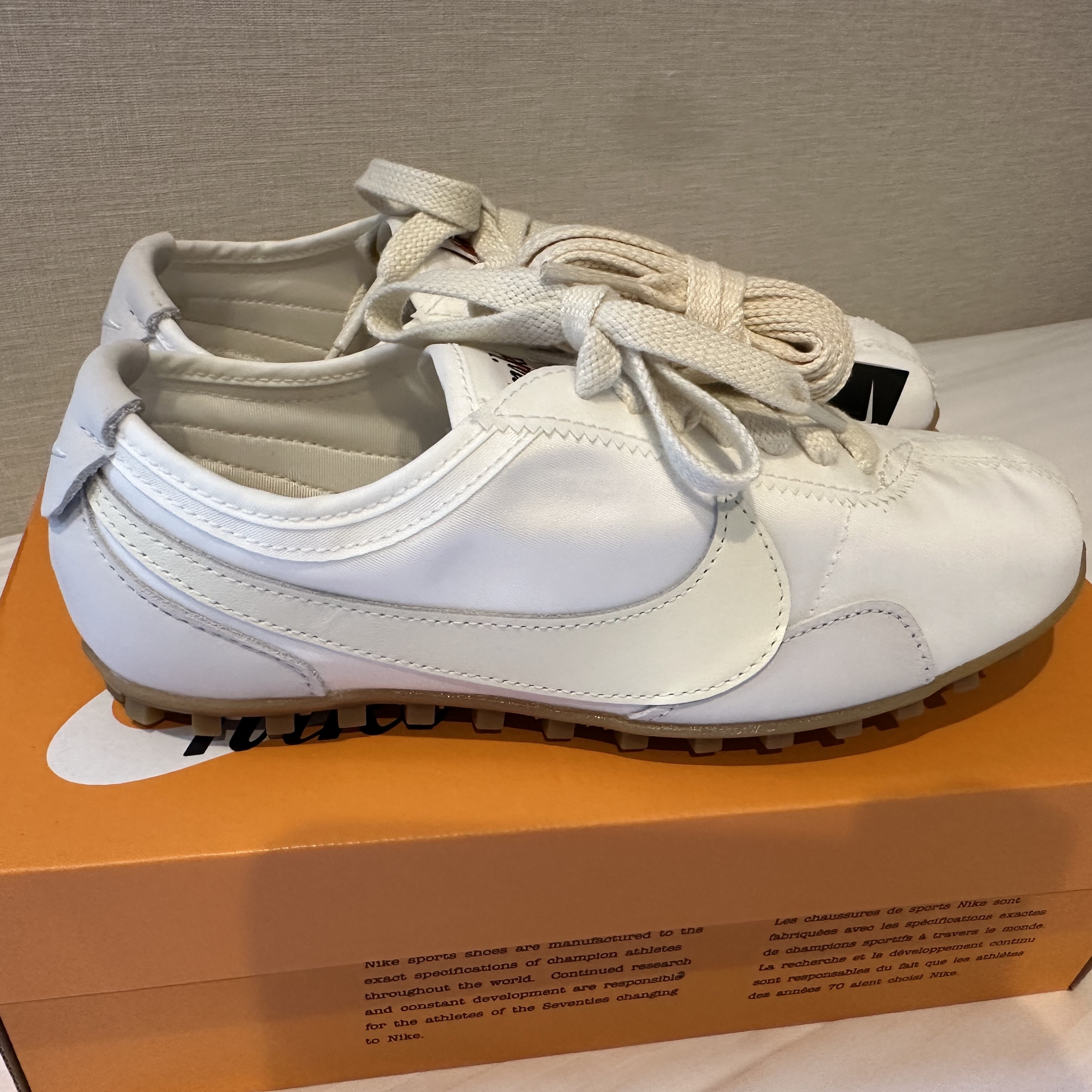 (W) Nike Moon Shoe OG Summit White Gum Light Brown 착용 스타일