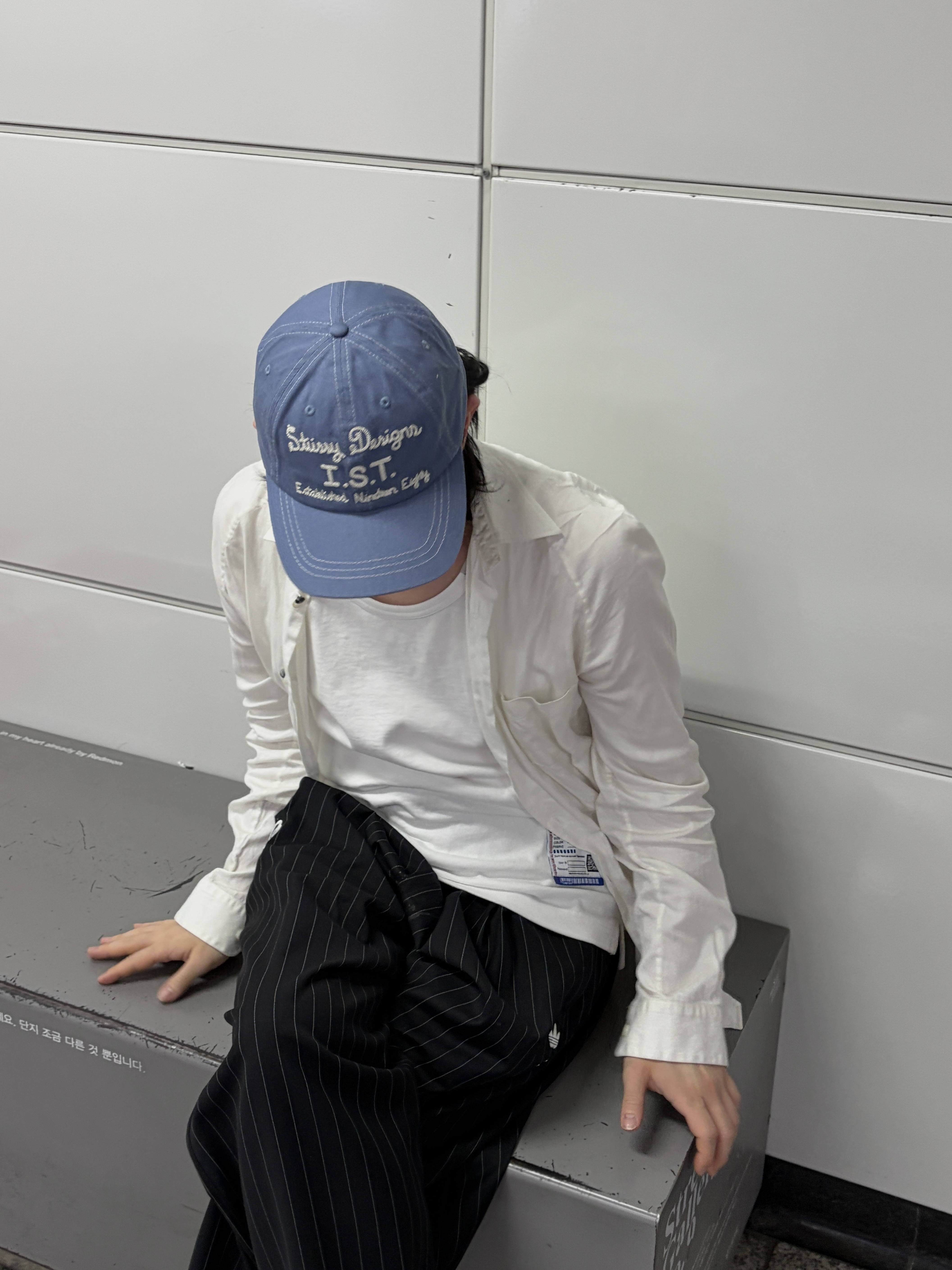 Stussy Ist Low Pro Cap Royal Blue 착용 스타일 - 1