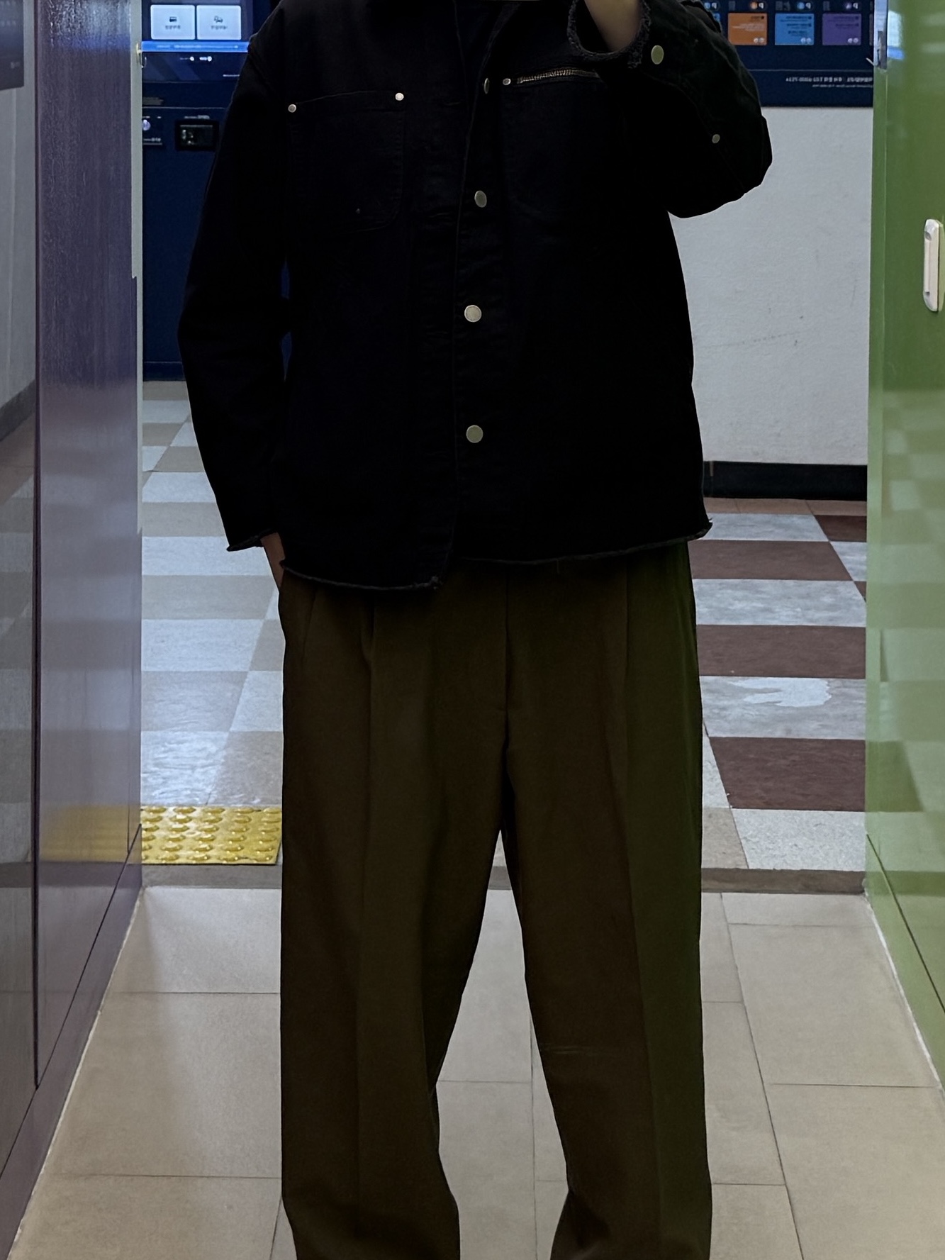 GU x Undercover Coverall Jacket Navy 착용 스타일