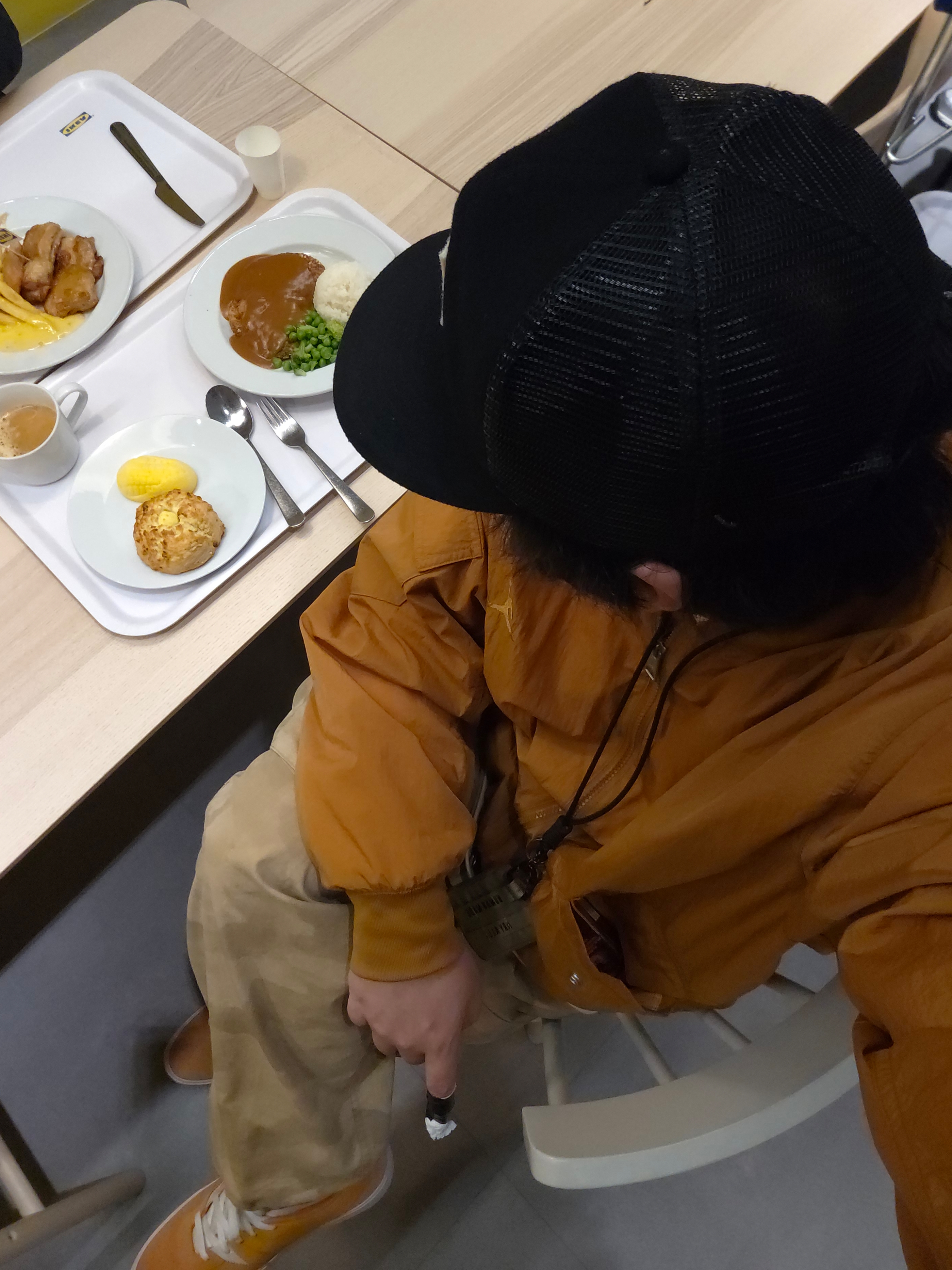 Essentials x New Era E Trucker Cap Black, Jordan Essentials Renegade Lightweight Jacket Legend Light Brown - Asia 착용 스타일 - 2