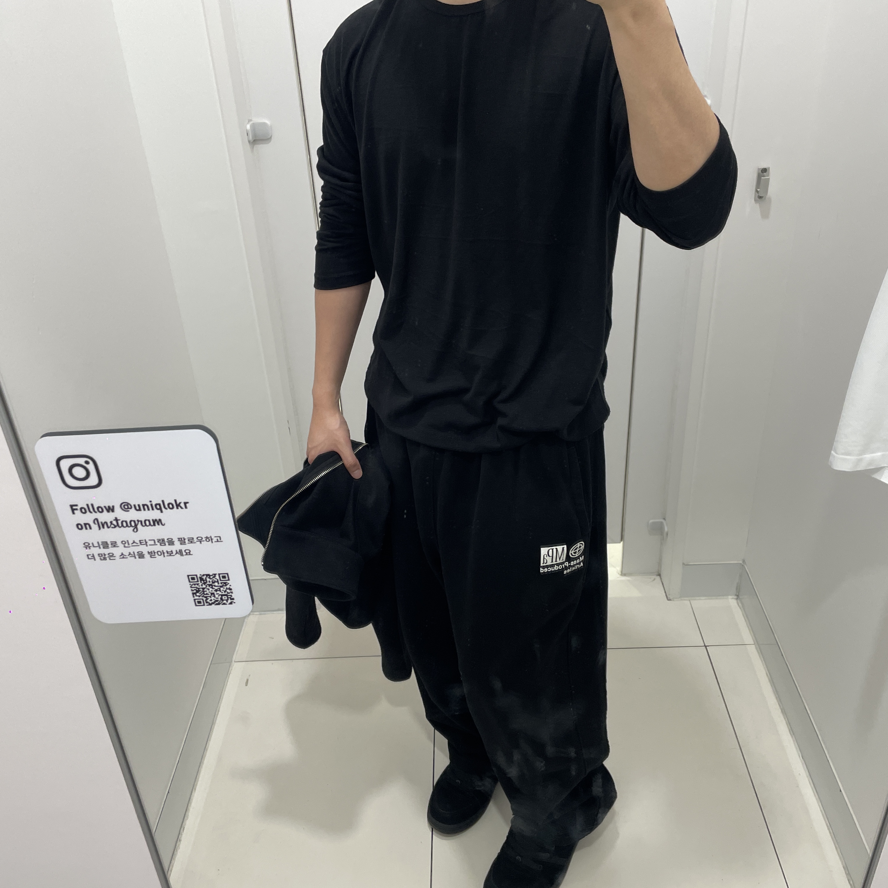 eS Accel OG Black 착용 스타일