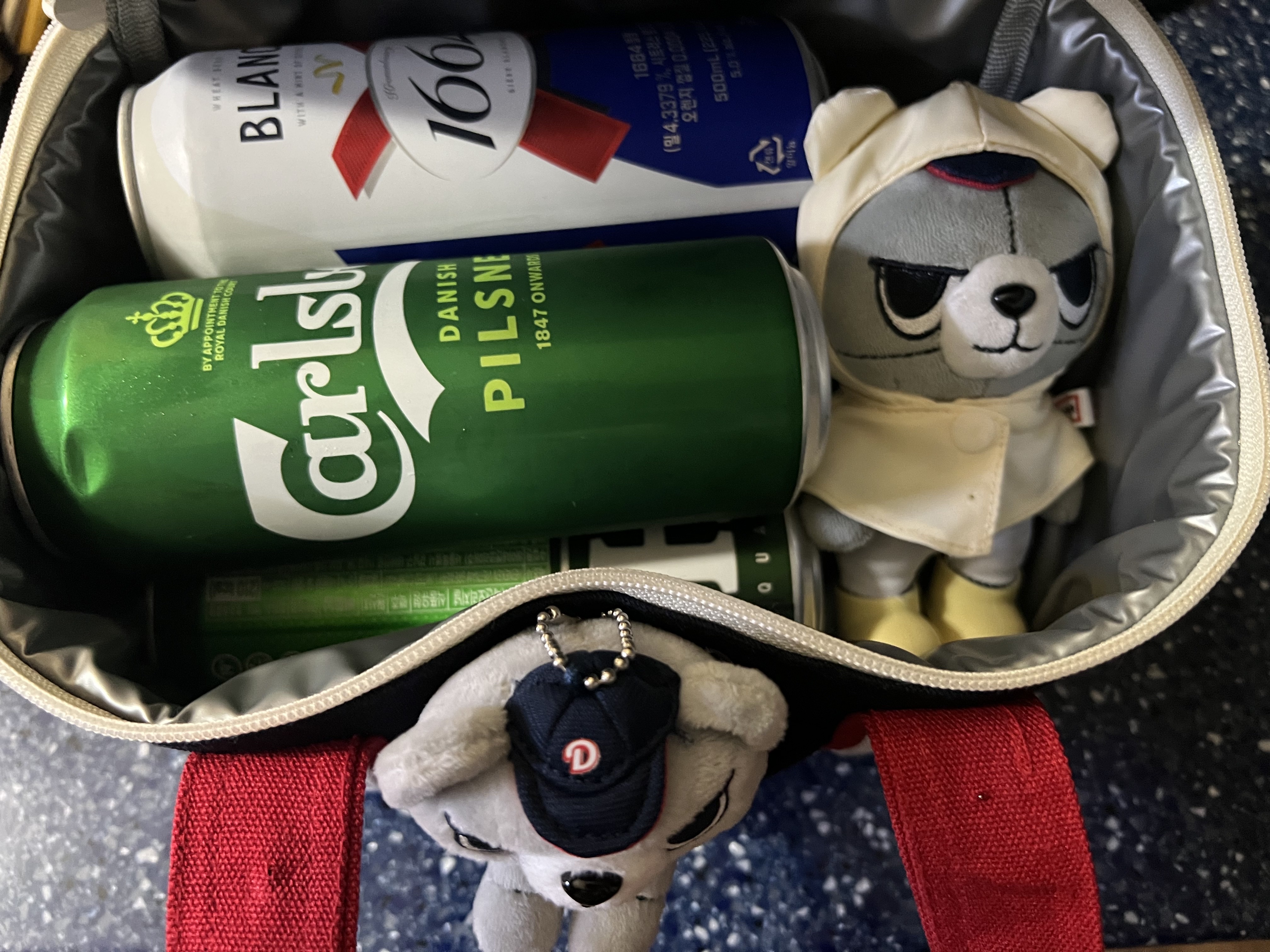 [KREAM 단독] Doosan Bears x Kokorokara Hustle Pudding 2pcs & Kokoro Bear Cooler Bag Set, [KREAM 단독] Doosan Bears x Kokorokara Hustle Pudding Set of 2 착용 스타일 - 4