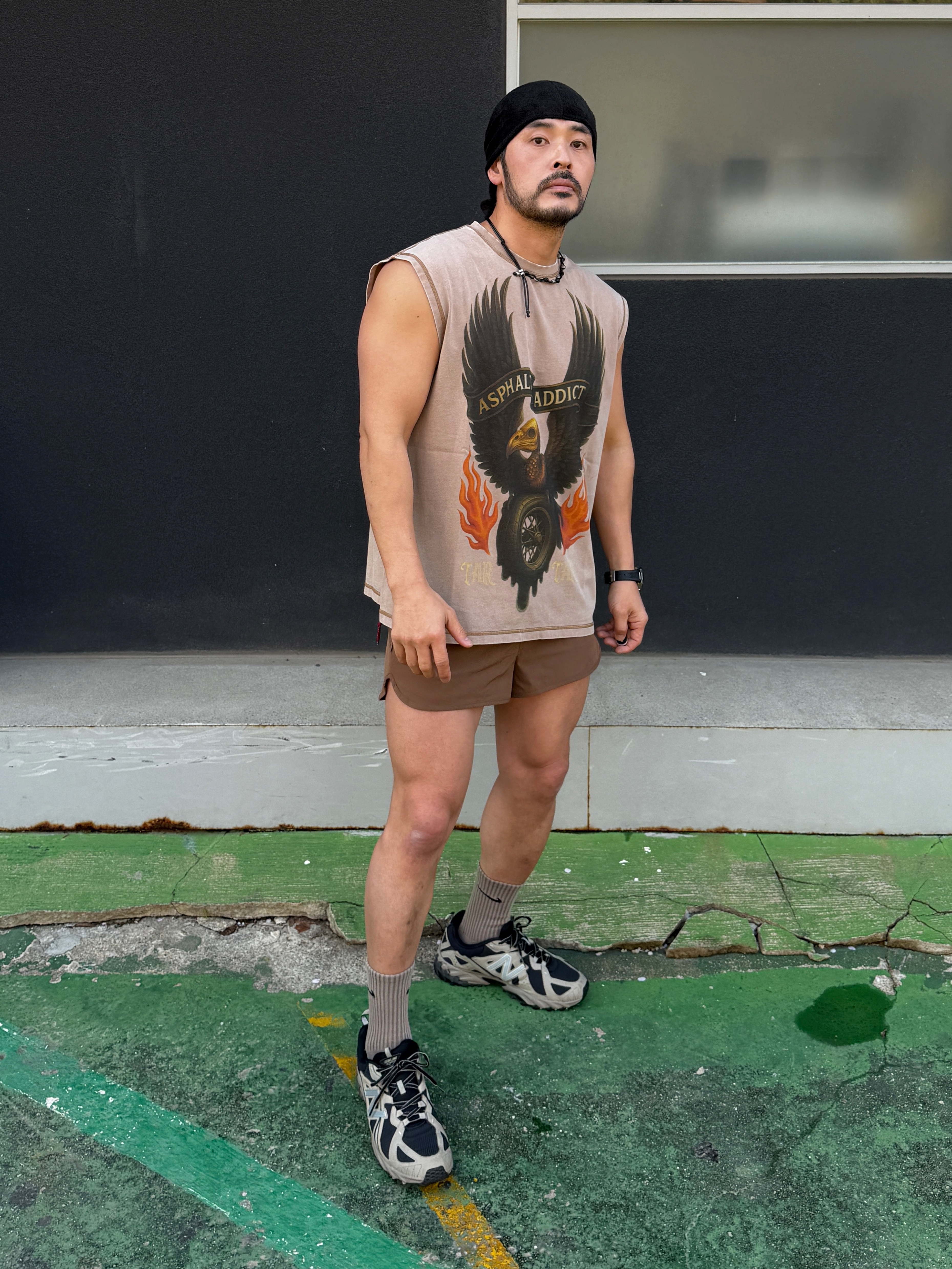 [KREAM 단독] TOWTOW.ARCHIVE Tosca Rope Necklace Black, New Balance ML610T Aluminum Black - D Standard 착용 스타일 - 1