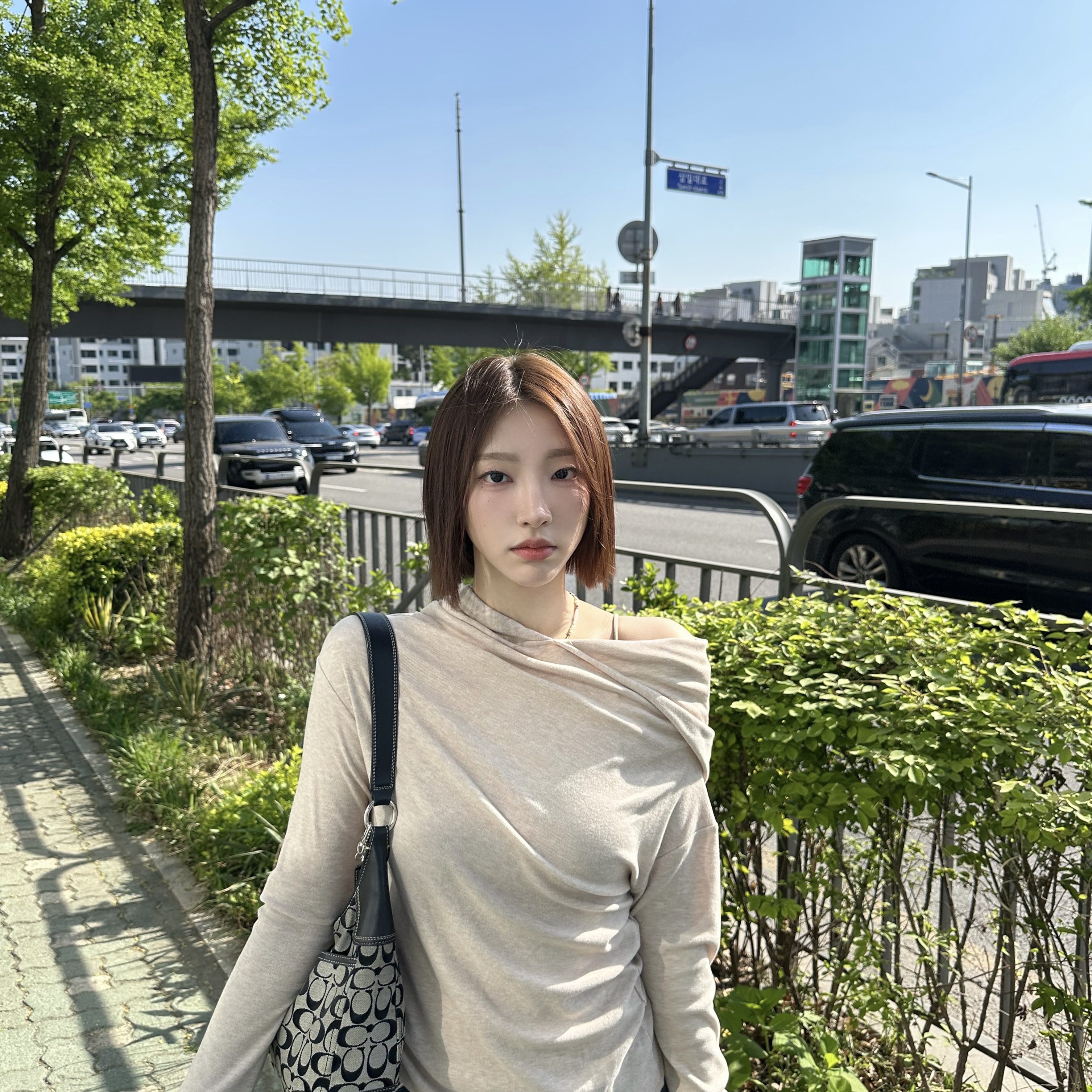 Pemont Square Black 착용 스타일 - 1